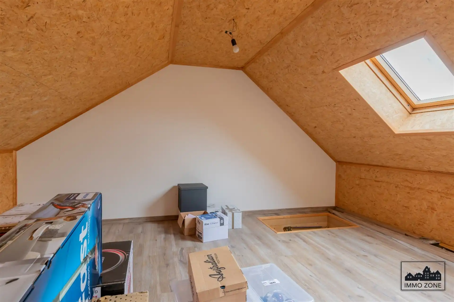 Gunstig gelegen recente 2 slaapkamerwoning met terras. foto 15