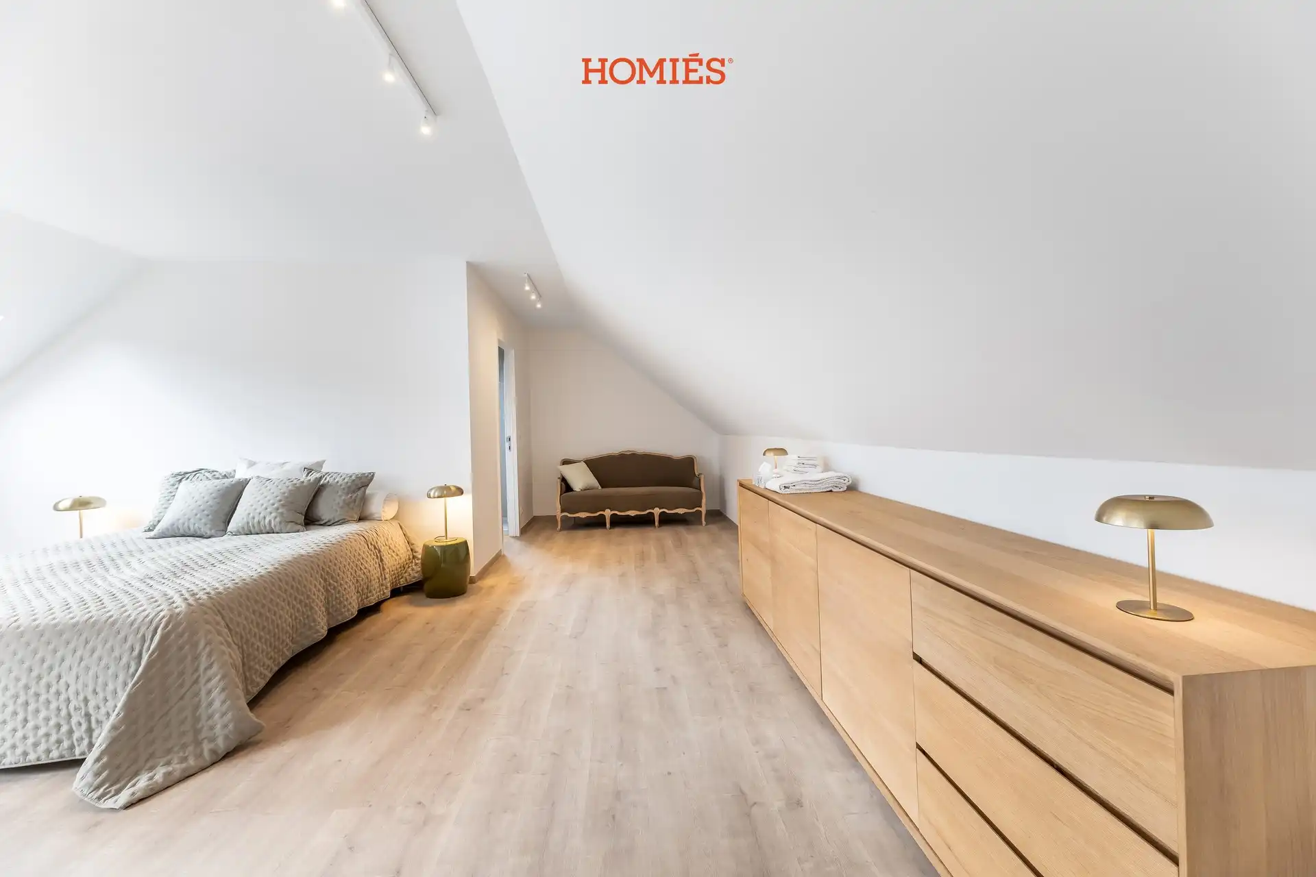 Recente kangoeroewoning met twee volwaardige woonunits foto 23