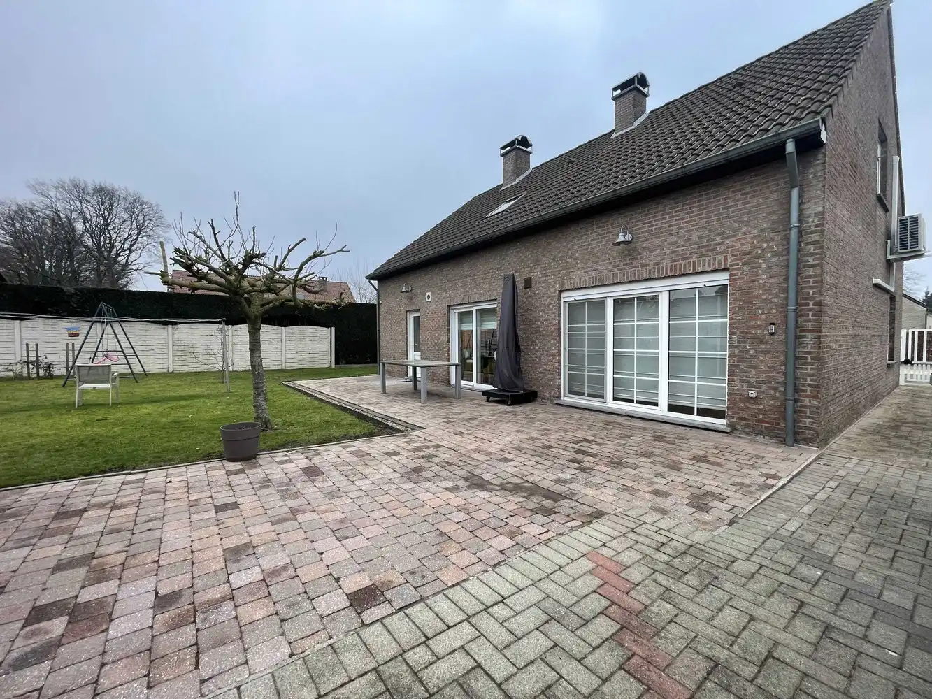 Rustig gelegen gezinswoning in onberispelijke staat van onderhoud foto 24