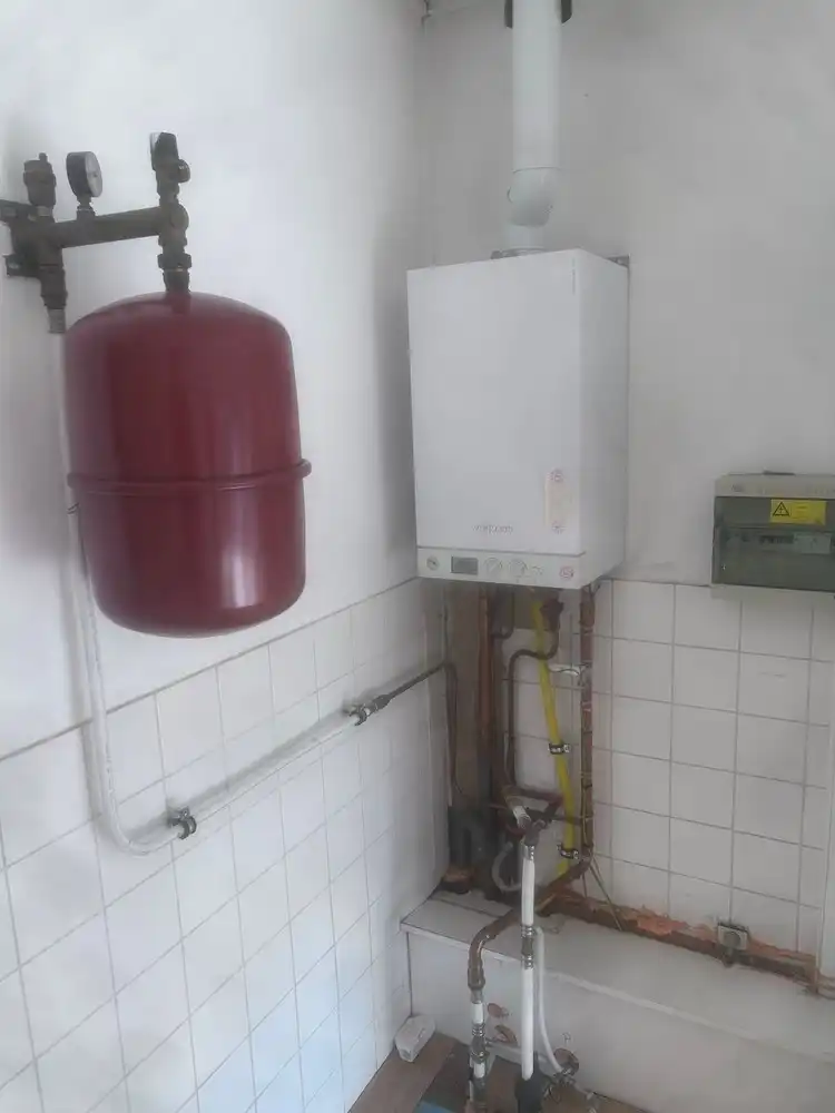 TE HUUR – HANDELSPAND OP TOPLOCATIE IN LIER foto 6