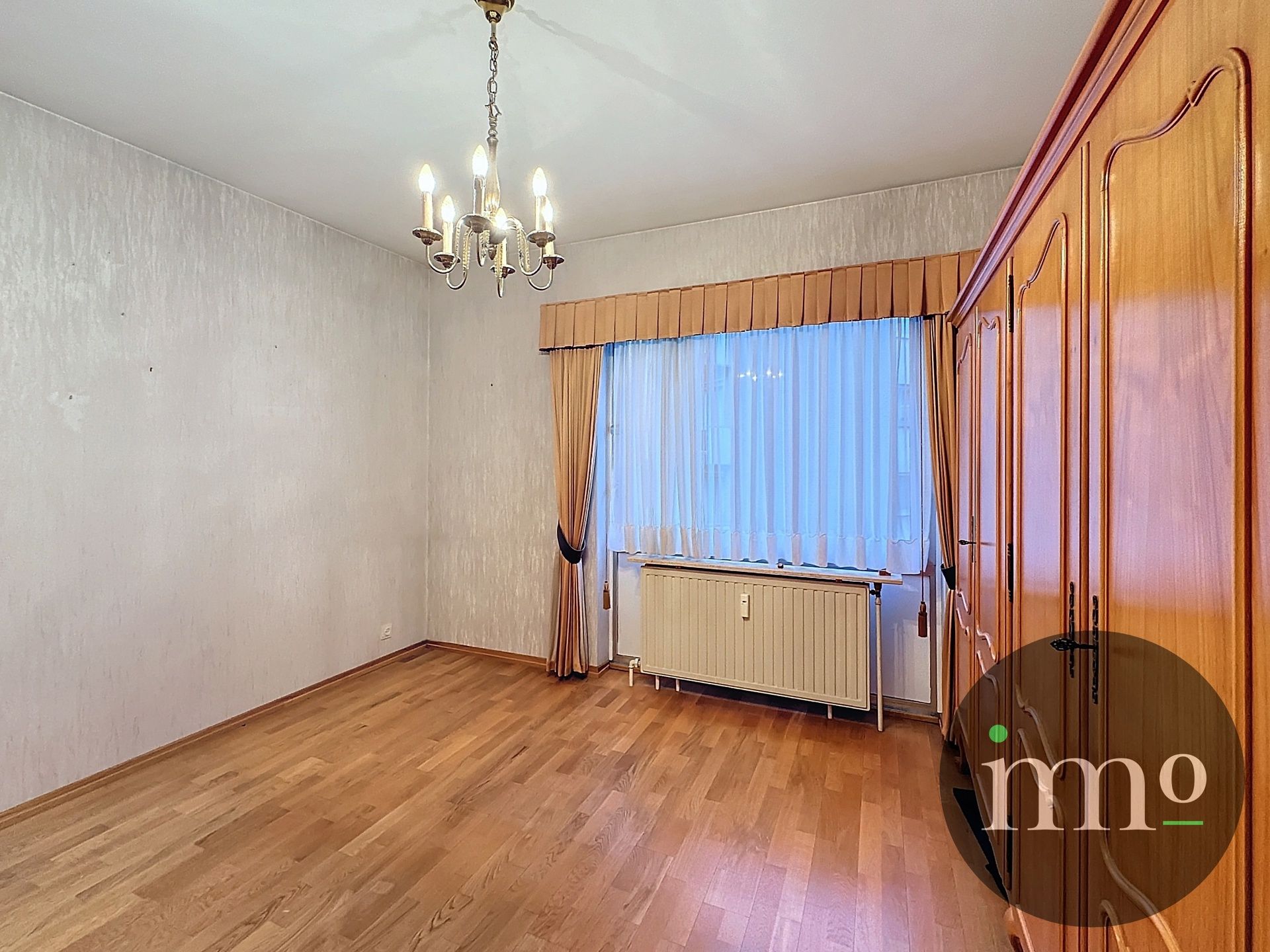Appartement met 2 kamers en terras en staanplaats! foto 9