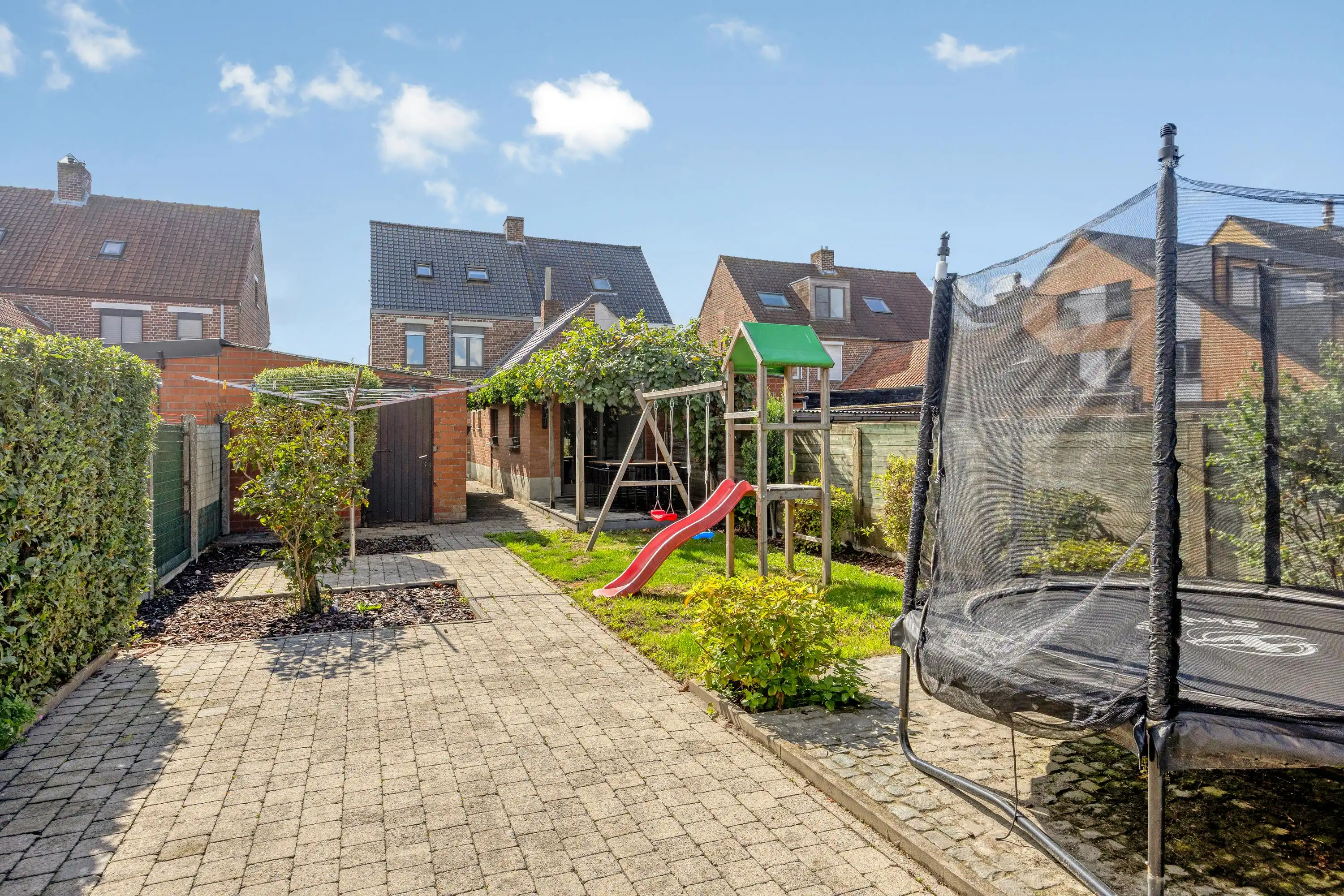 Lichtrijk en opgefrist huis te koop in Zedelgem foto 8