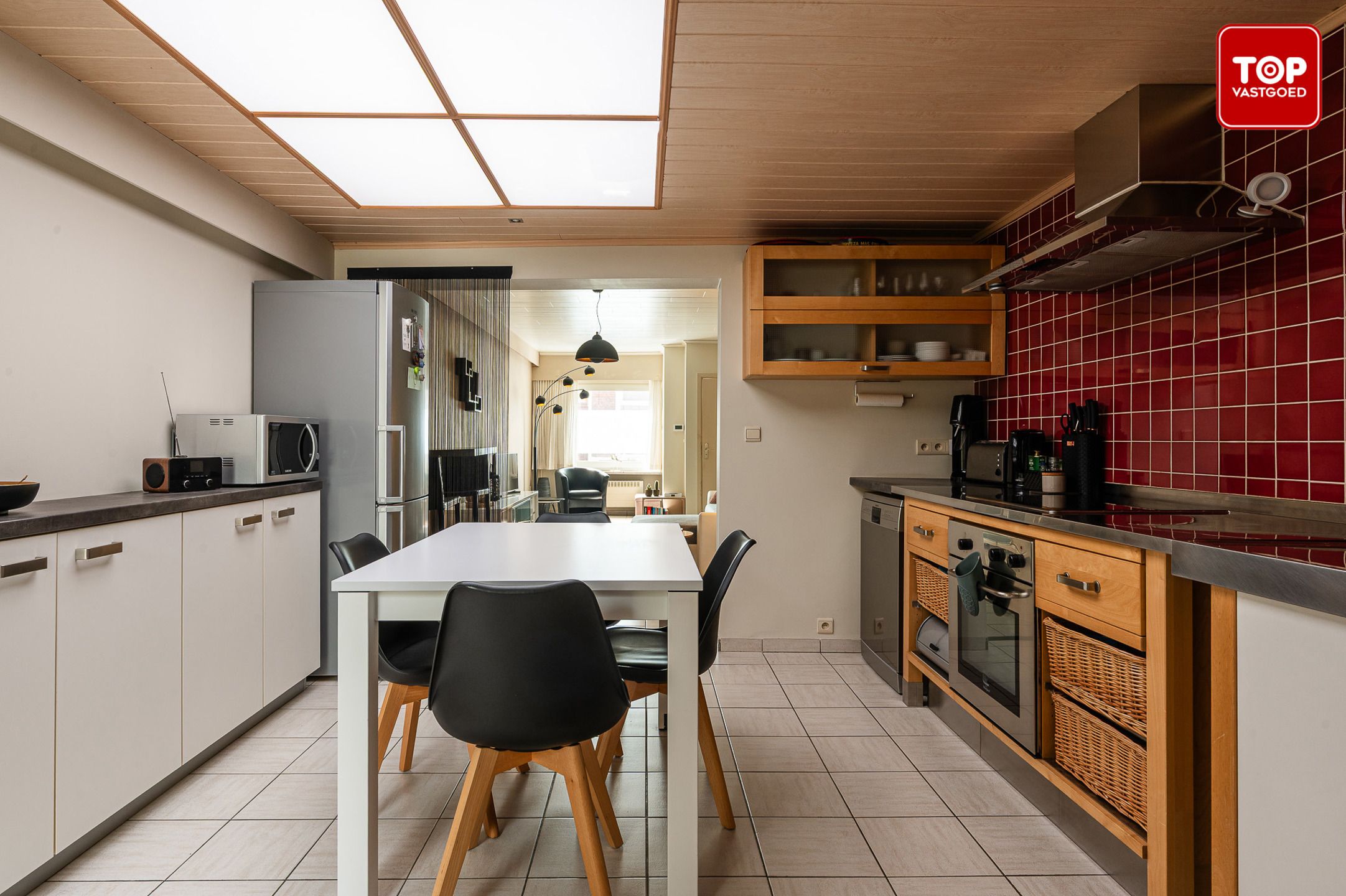 Instapklare woning met 2 slaapkamers en ruime koer in hartje Gentbrugge. foto 5