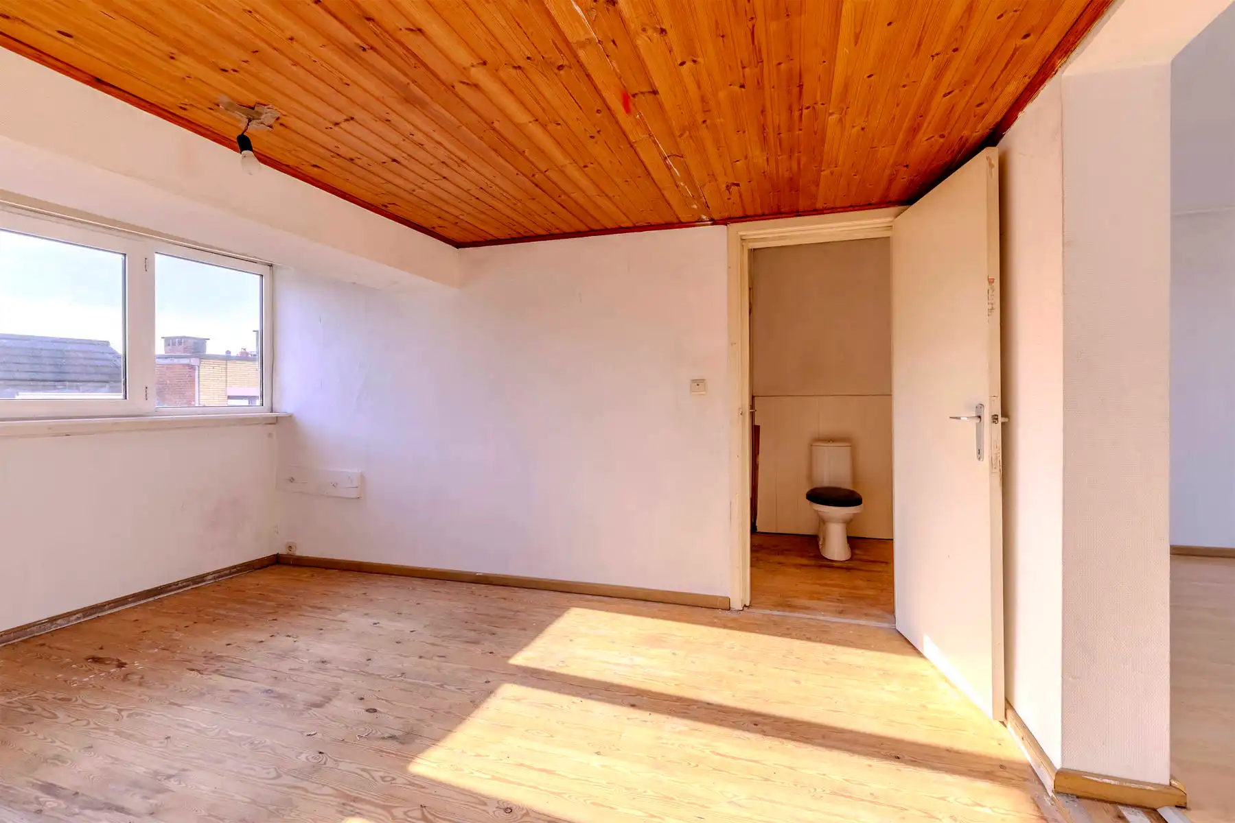 Wonen en werken in hartje Turnhout: handelspand + 2 appartementen foto 41