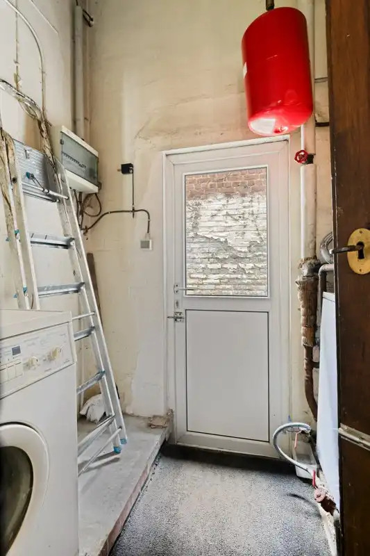 Statig herenhuis in het hart van Brakel foto 9