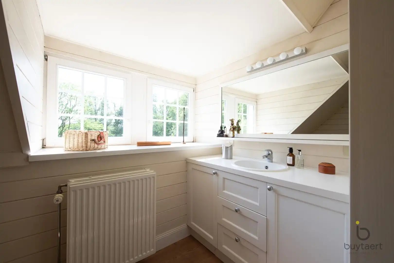 Knappe long island karakter villa in een heel fijne omgeving te Halle-Zoersel! foto 53