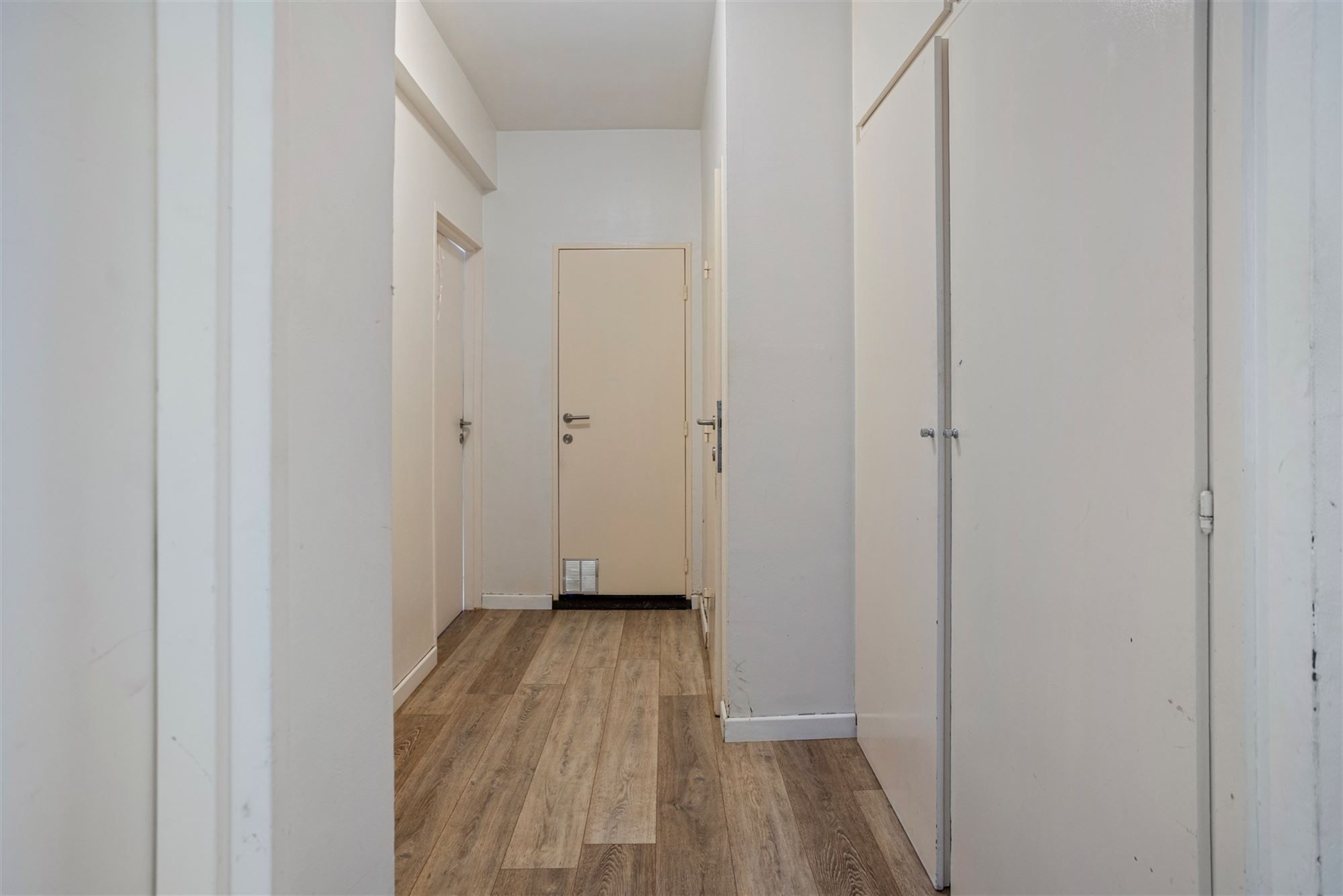 Appartement met 3 slaapkamers en terras op een centrale locatie foto 9