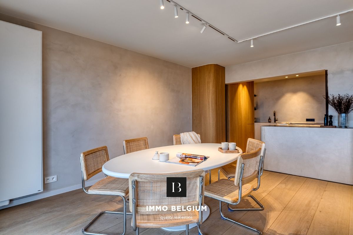 uiterst luxueus appartement op de zeedijk van De Haan foto 6