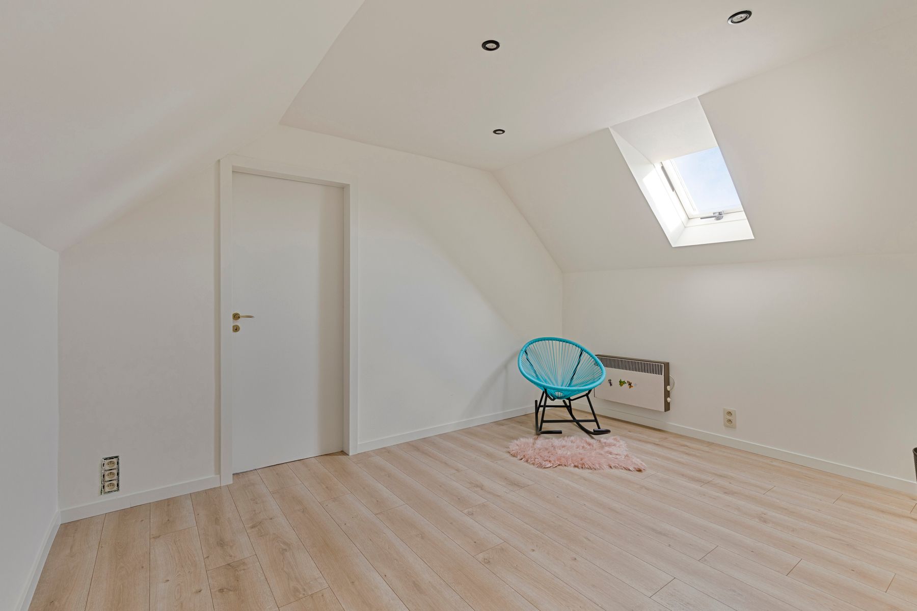 Charmante instapklare villa te Binkom. foto 7