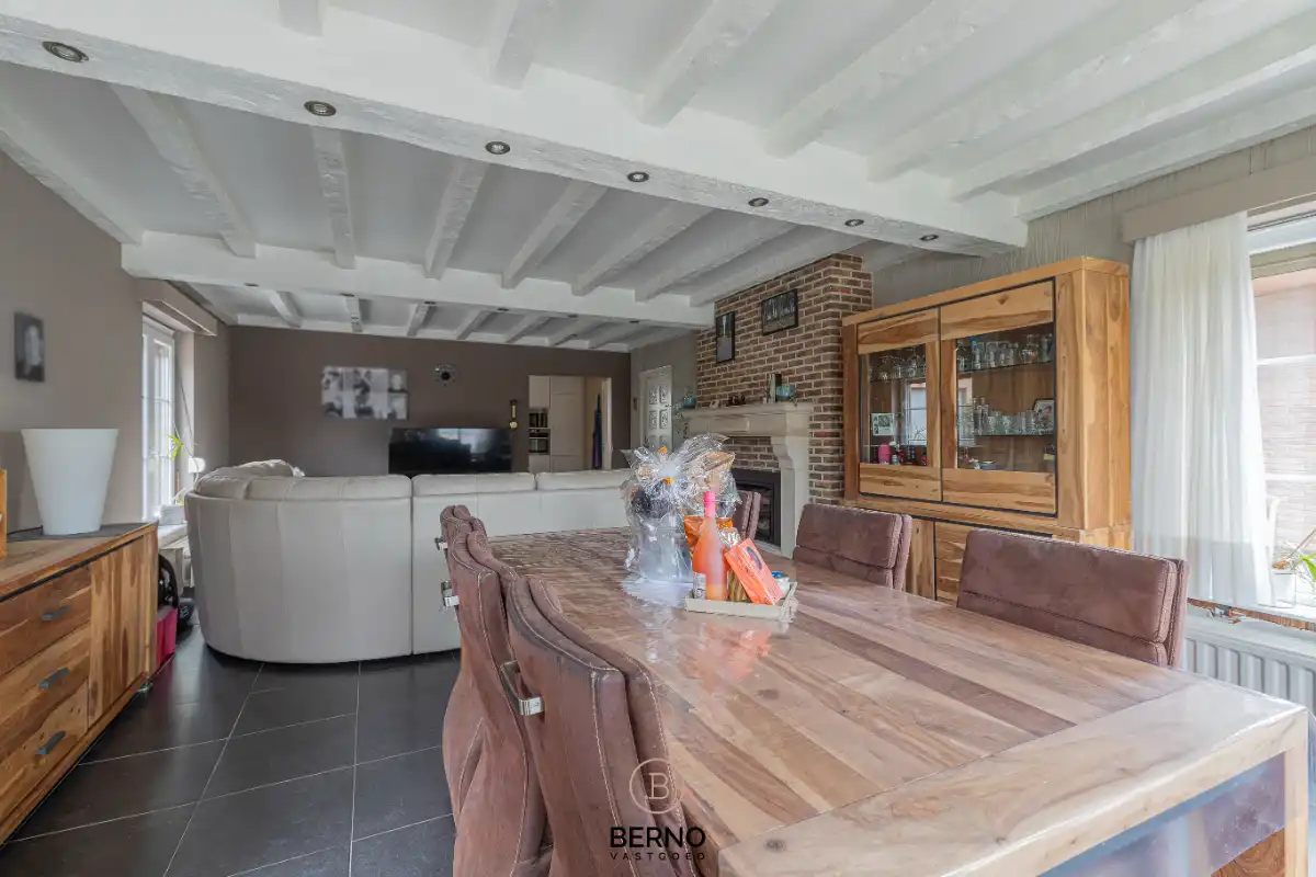 Gezellige laagbouwwoning met tal van mogelijkheden in het hart van Opstal foto 4
