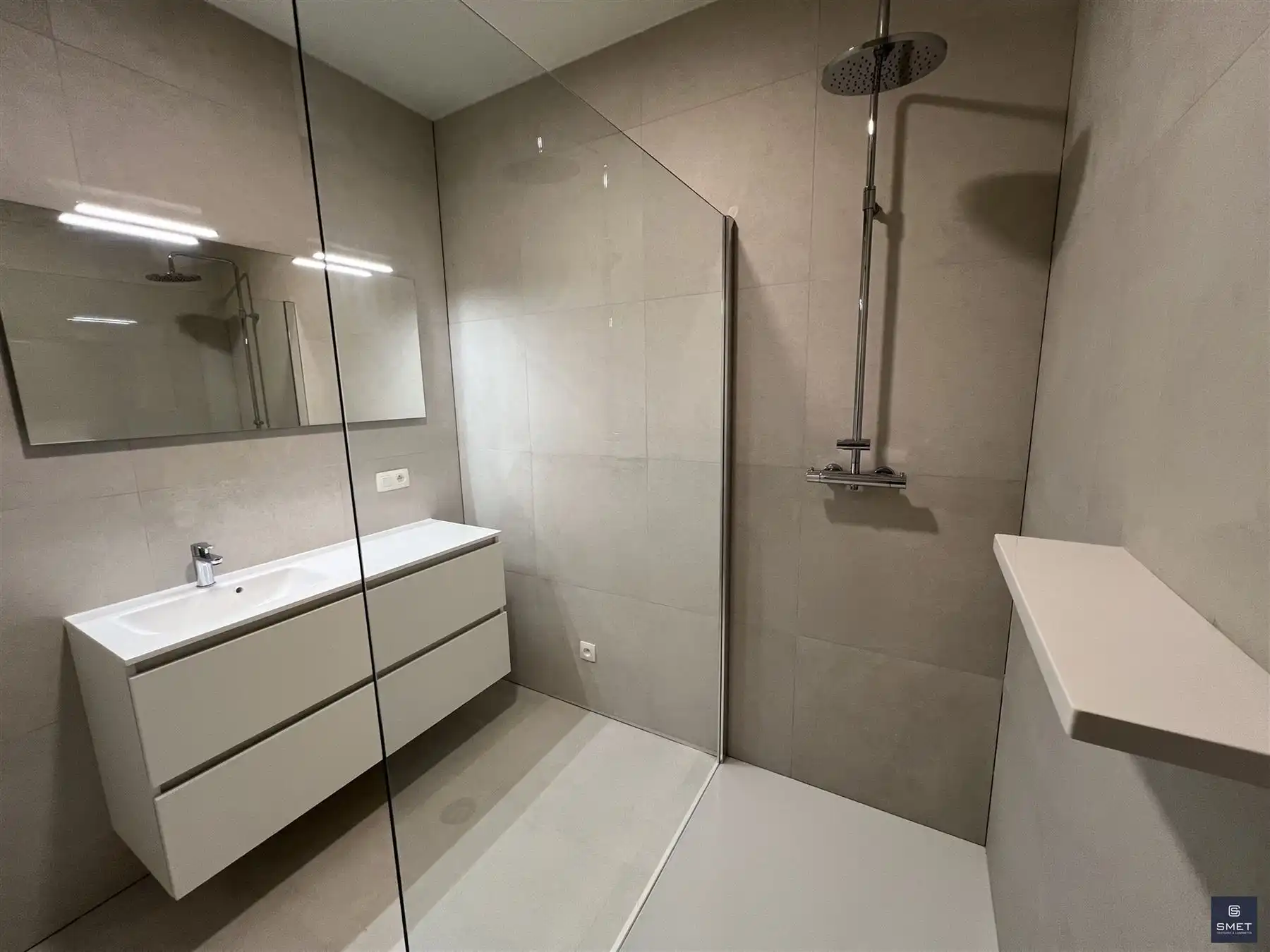 NIEUW APPT MET 2 SLPKS EN AUTOSTAANPL. foto 19