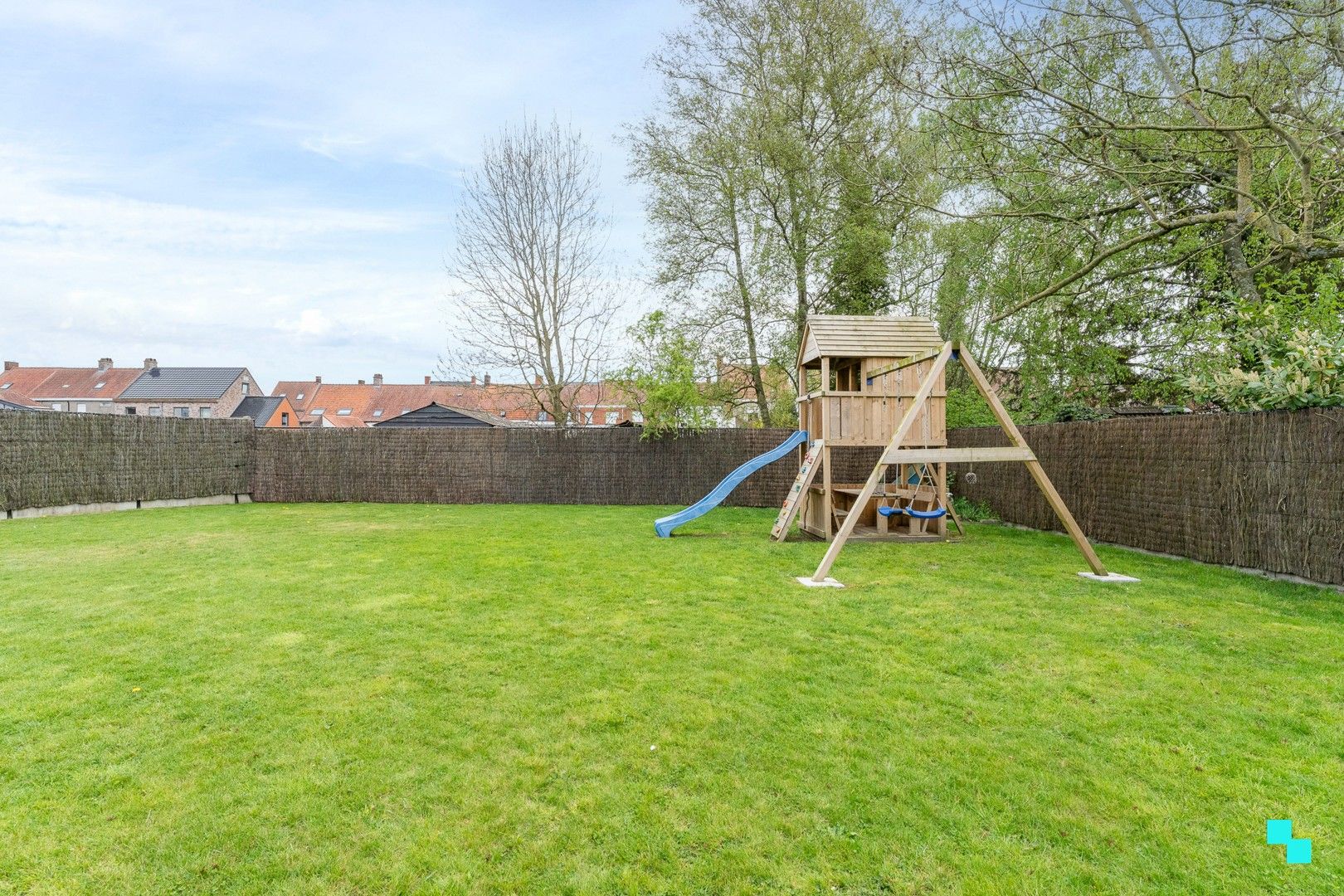 Prachtige vrijstaande (quasi)nieuwbouwwoning op rustige verkaveling te Ardooie foto 16
