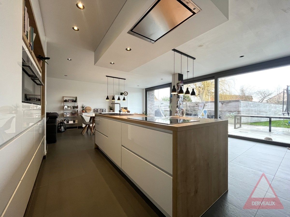 Langemark-Poelkapelle – Instapklare, volledig gerenoveerde woning met garage foto 7