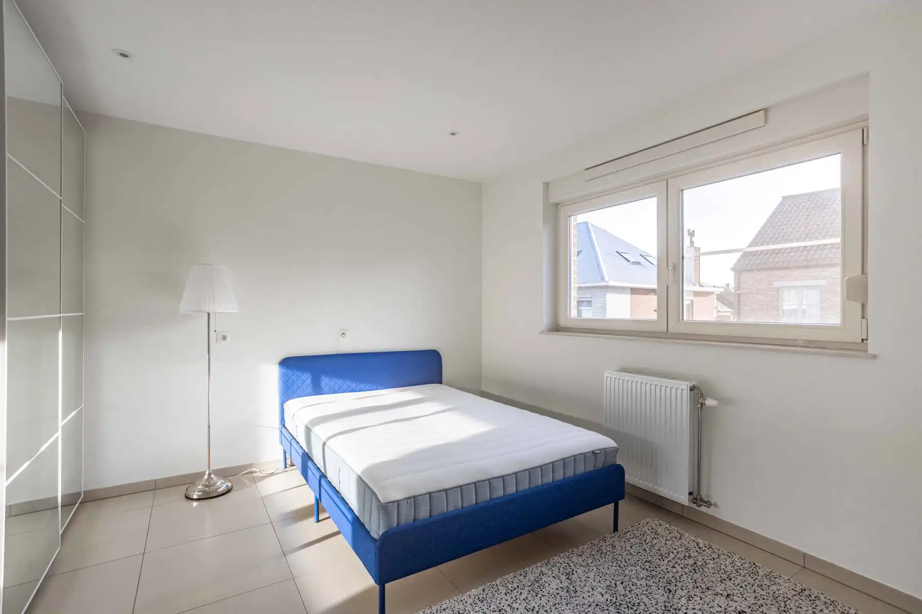 Instapklare recente woning met 5 slaapkamers en 3 badkamers! foto 15