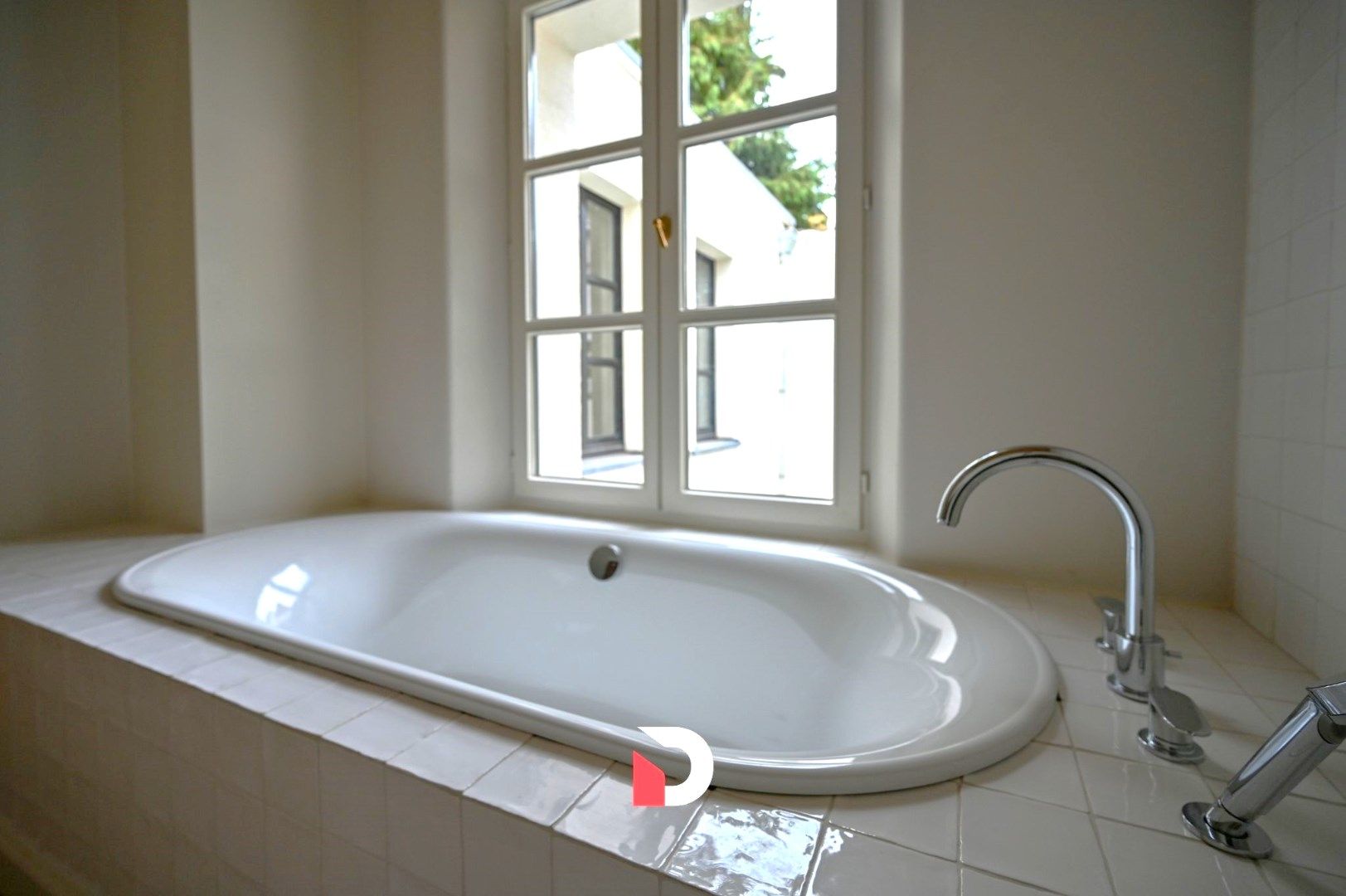 Luxueus gerenoveerde stadswoning in centrum Brugge foto 18