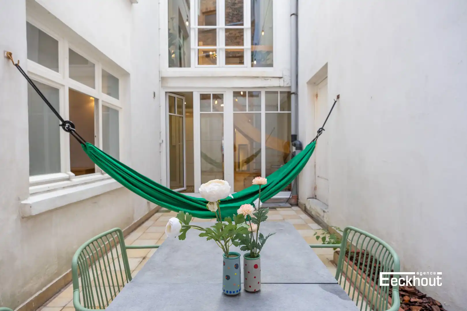 Uniek duplexappartement met 4 slaapkamers in bouwkundig erfgoedpand Villa Lina in centrum Oostende, vlakbij het stadspark foto 12
