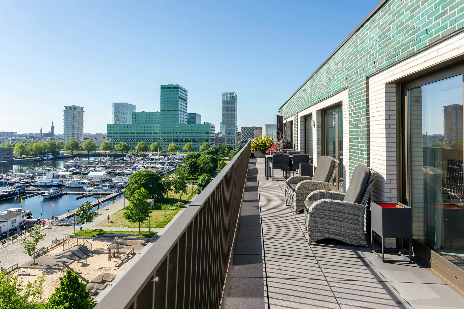 Luxueuze penthouse met waterzicht en riante terrassen foto 3