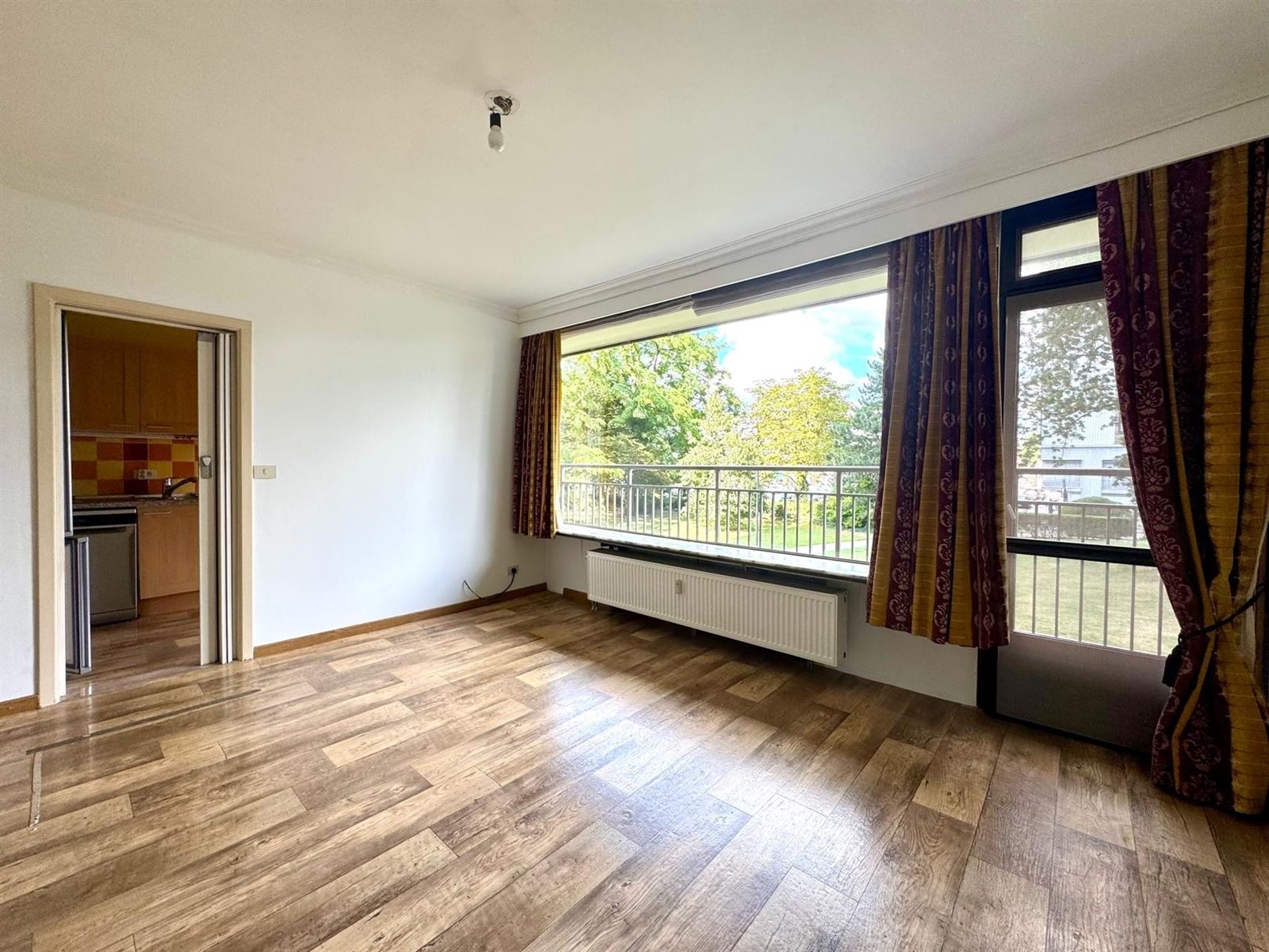 Royaal appartement met 3 slaapkamers en garage foto 6