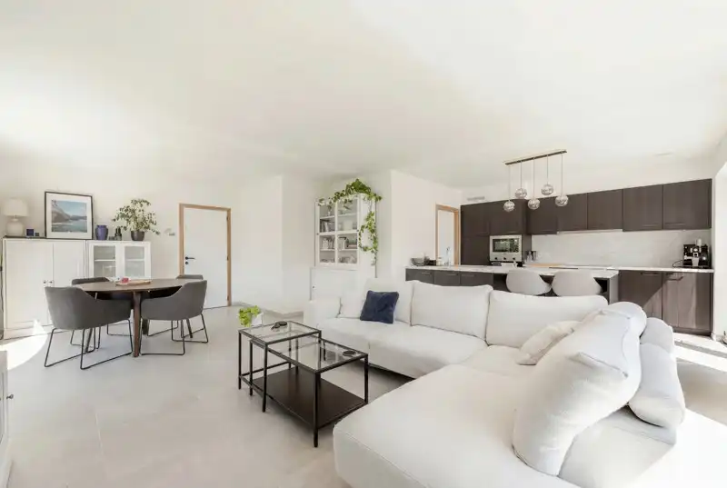 🏡✨ Prachtige woning met tuin, 3 ruime slaapkamers en garage TE KOOP in WIELSBEKE foto 6