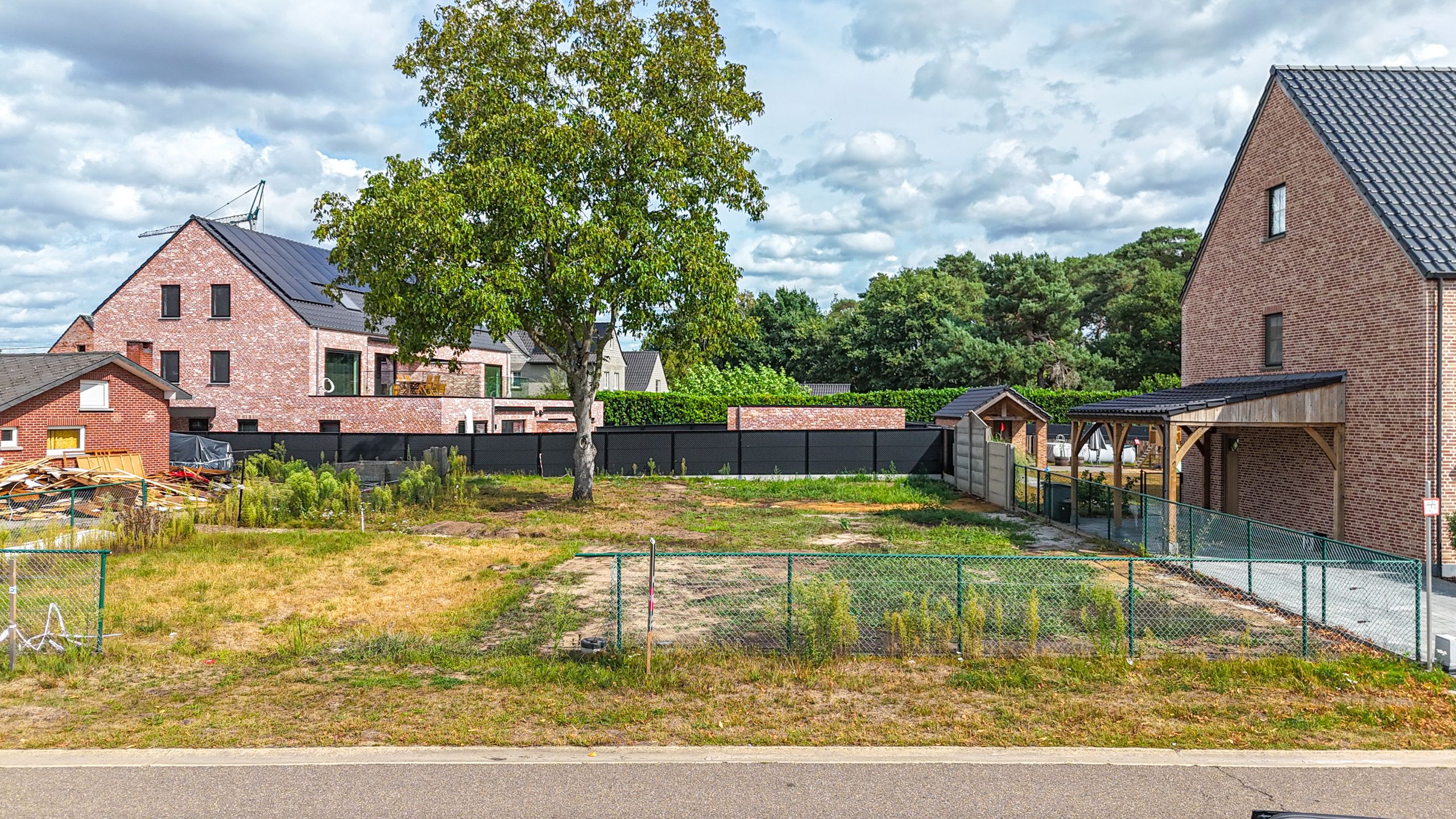 Rustig gelegen bouwgrond voor een OB vlakbij Heusden centrum foto {{pictureIndex}}