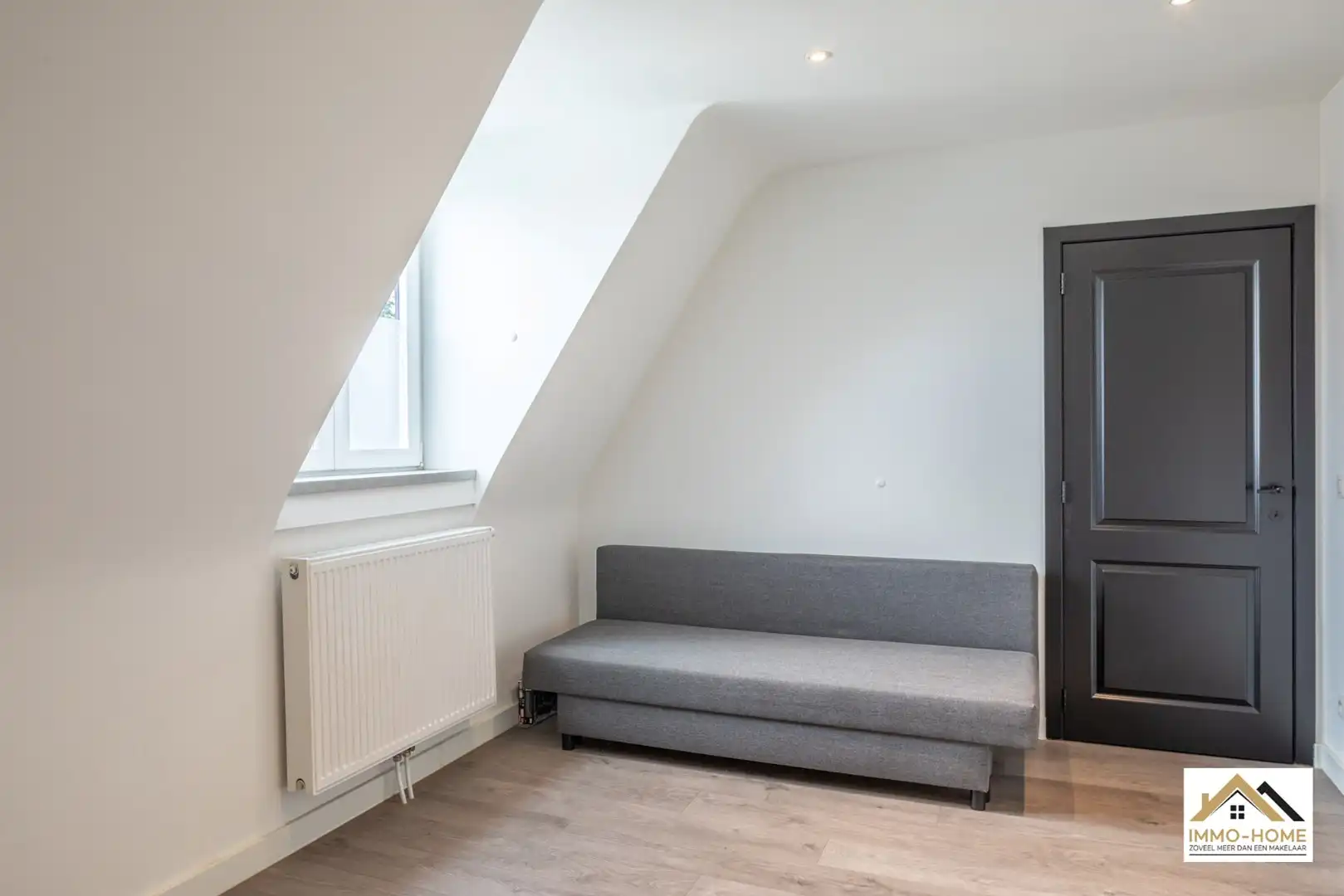 recent gerenoveerde villa te Oostakker  foto 16
