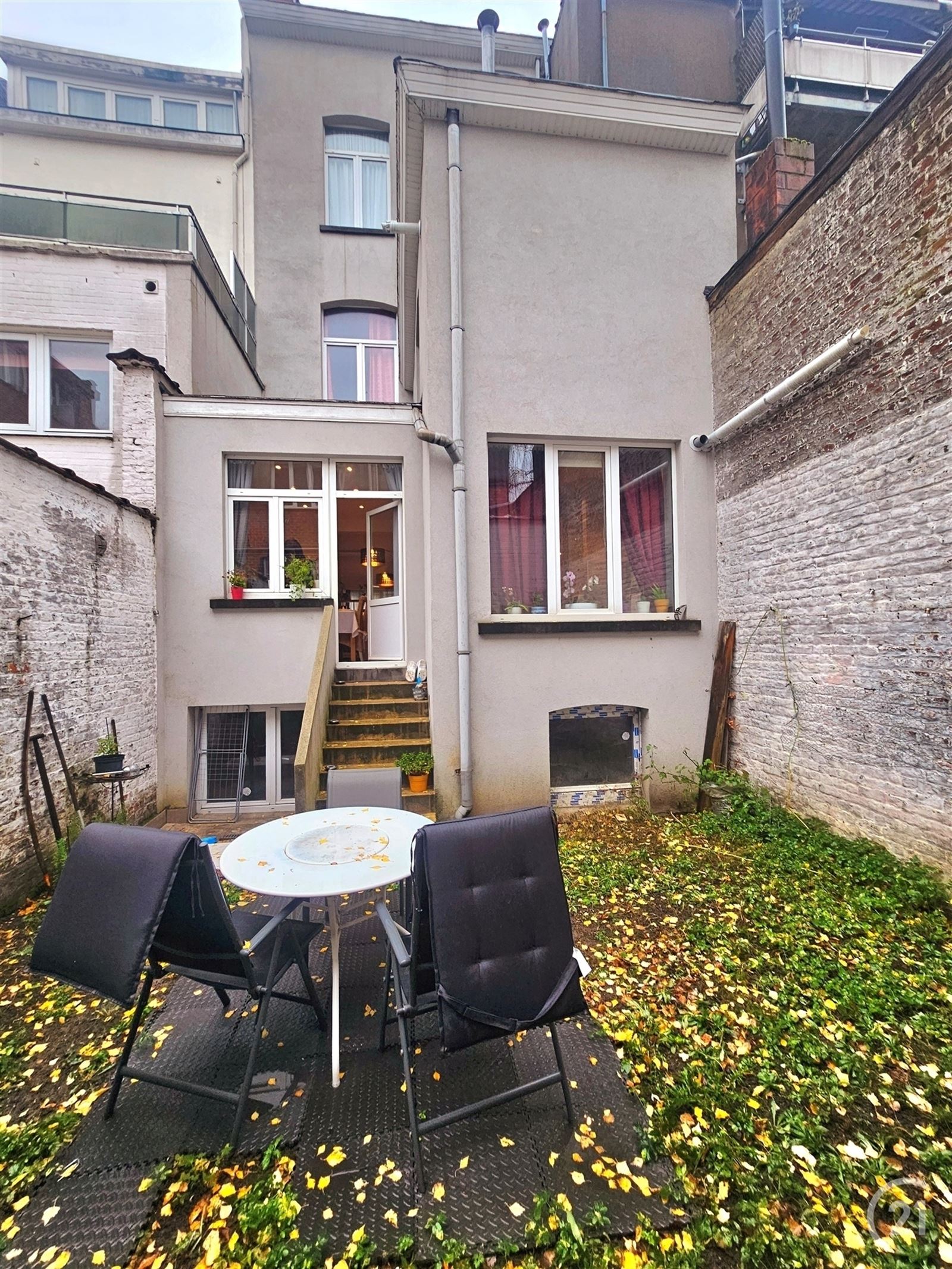 gelijkvloersappartement met tuin foto 3