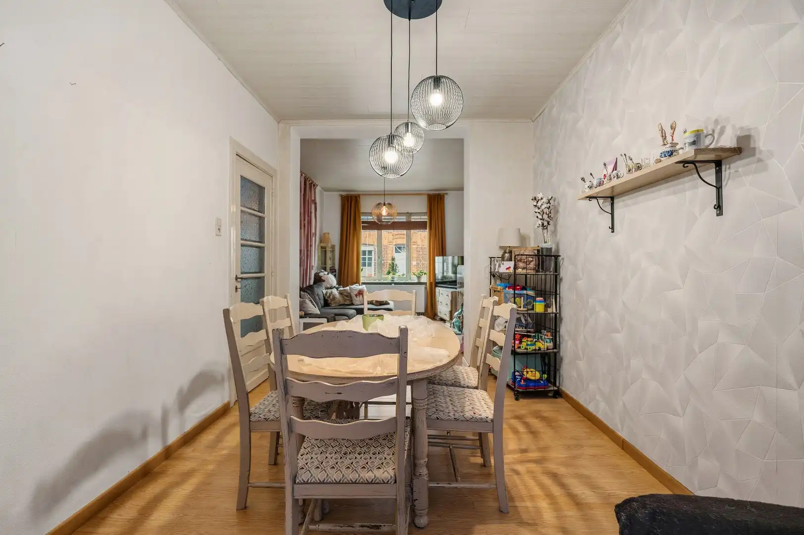 Instapklare rijwoning met 3 slaapkamers en een ruime tuin op de Tiense stadsrand. foto 8