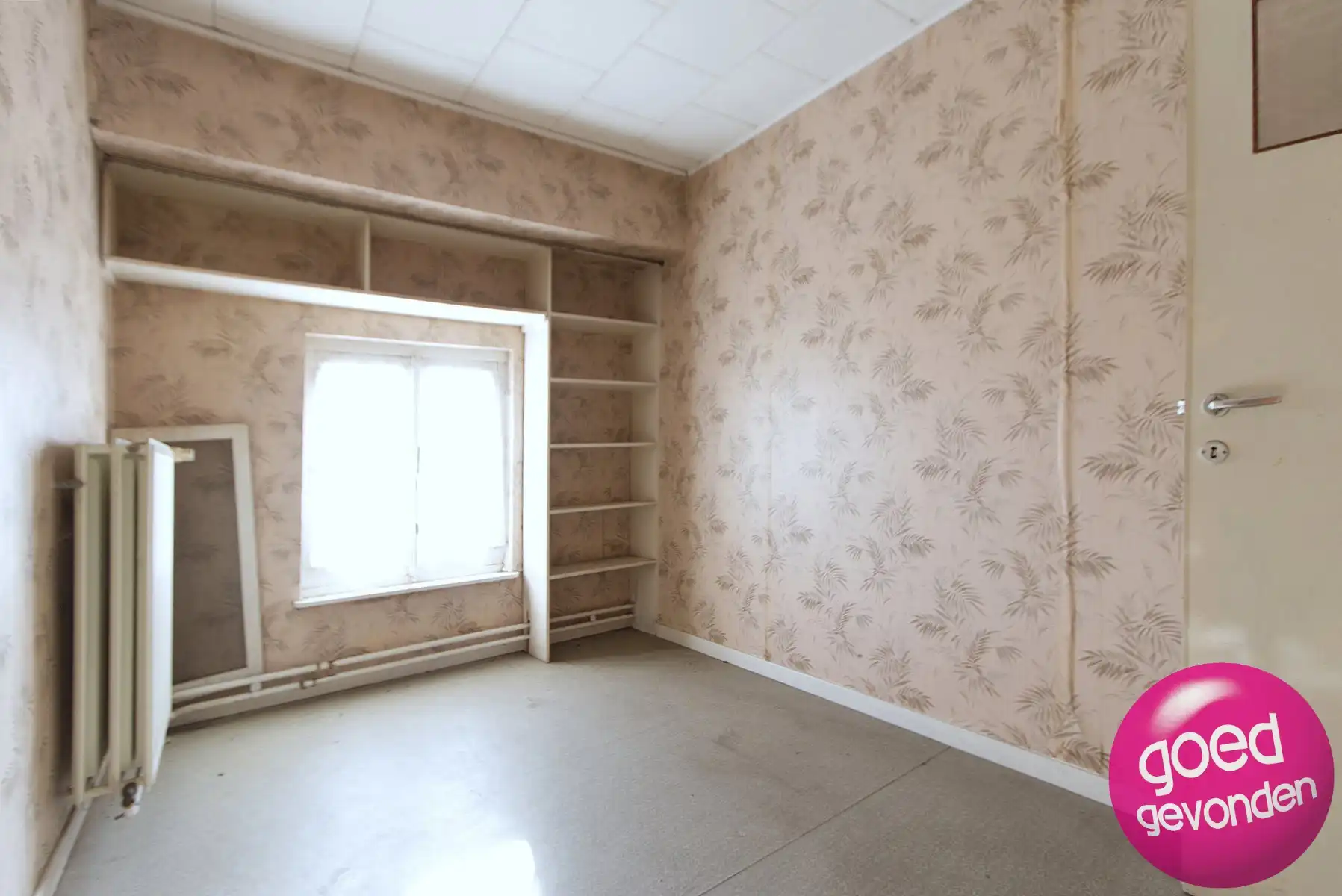 WONING - STALGEBOUW - TERRAS - TUIN - PARKING - TE RENOVEREN foto 17