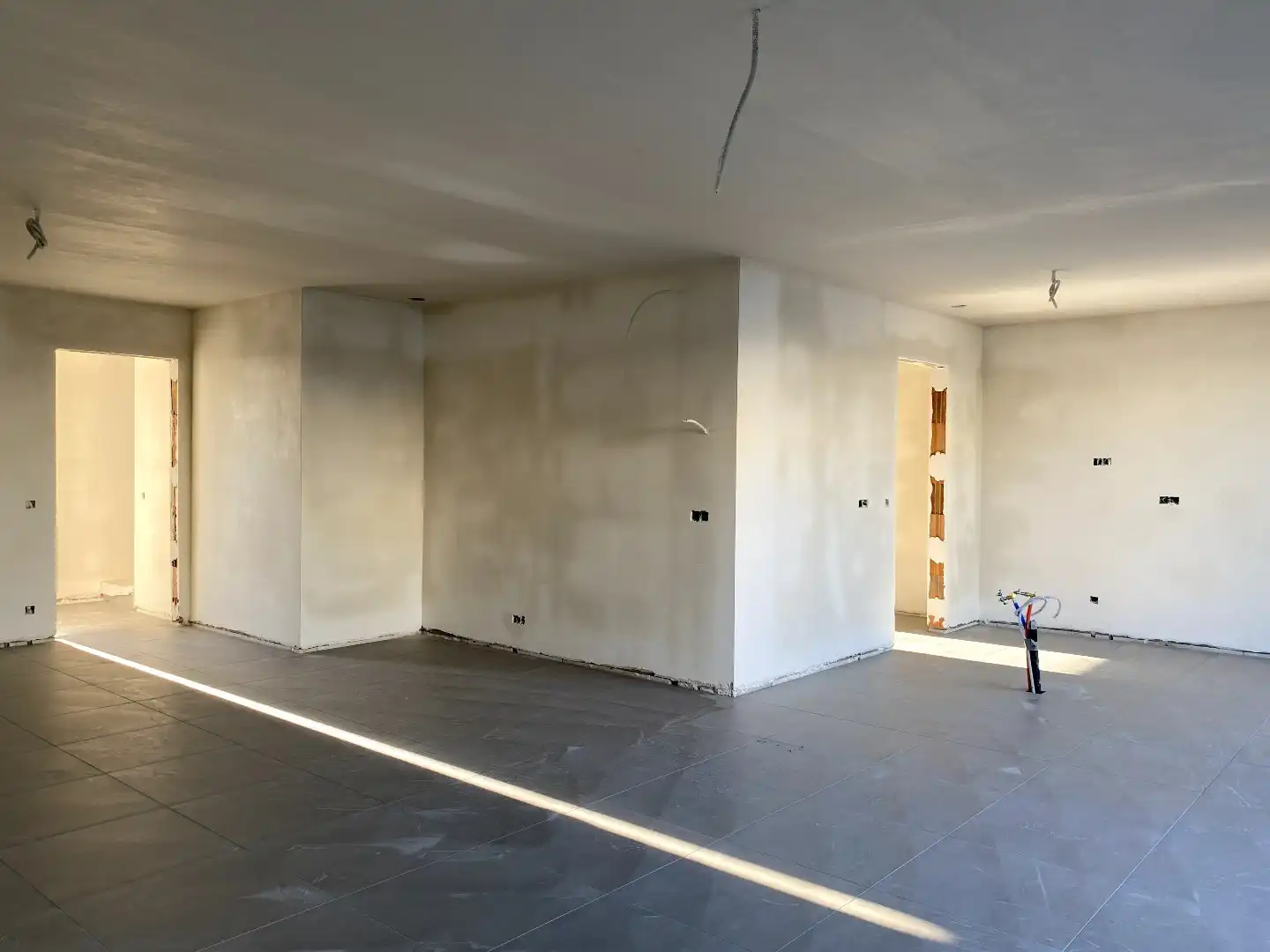 NIEUWBOUWPROJECT MET 4 INSTAPKLARE NIEUWBOUWWONINGEN MET 3 SLPKS EN TUIN foto 3