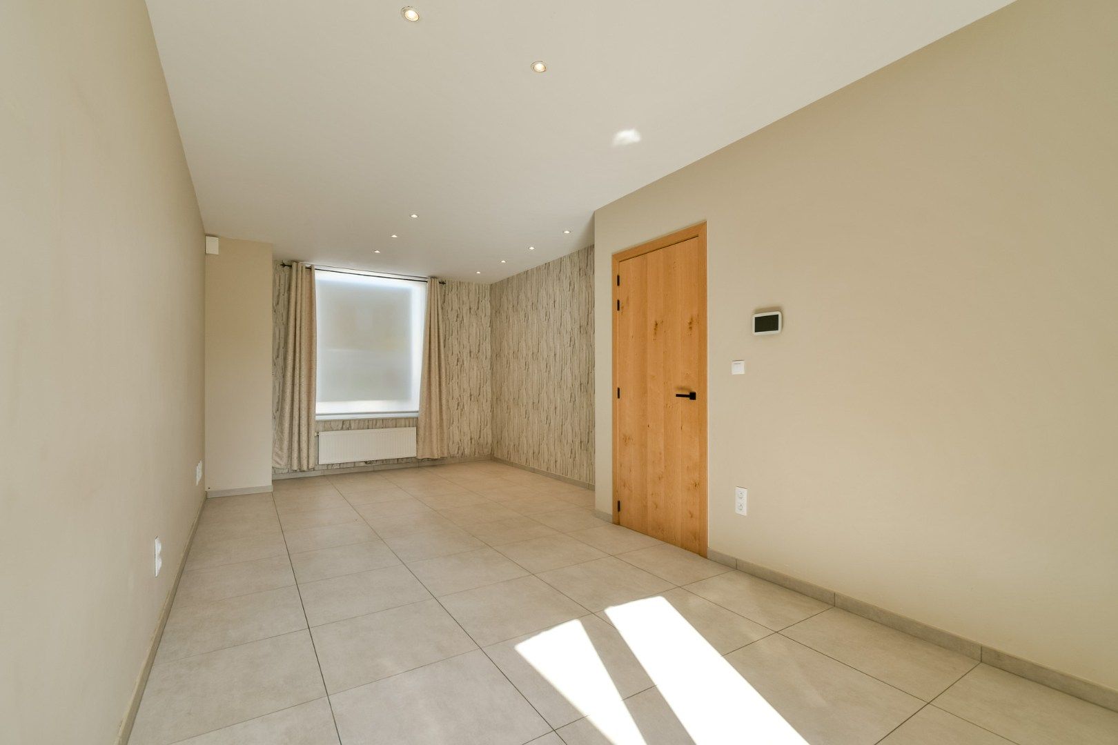 Instapklare en energiezuinige woning in het hart van Kortemark! foto {{pictureIndex}}