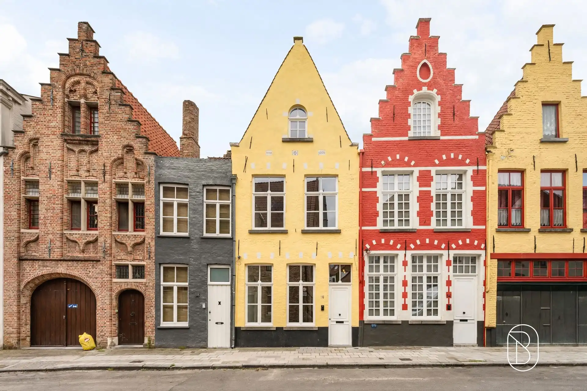 Charmant gerenoveerde stadswoning met 3 slk en stadstuin! foto 3