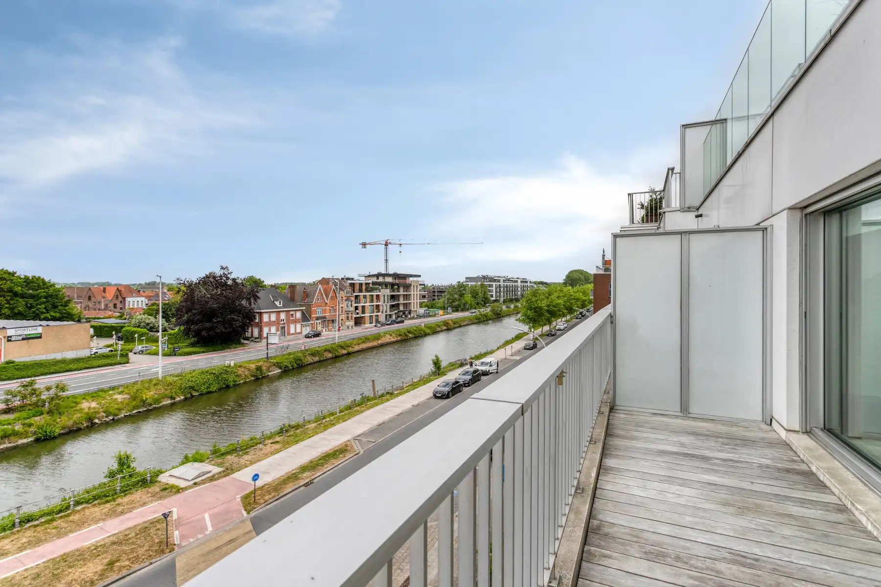 Appartement langs de Damse Vaart met terras en staanplaats foto 2