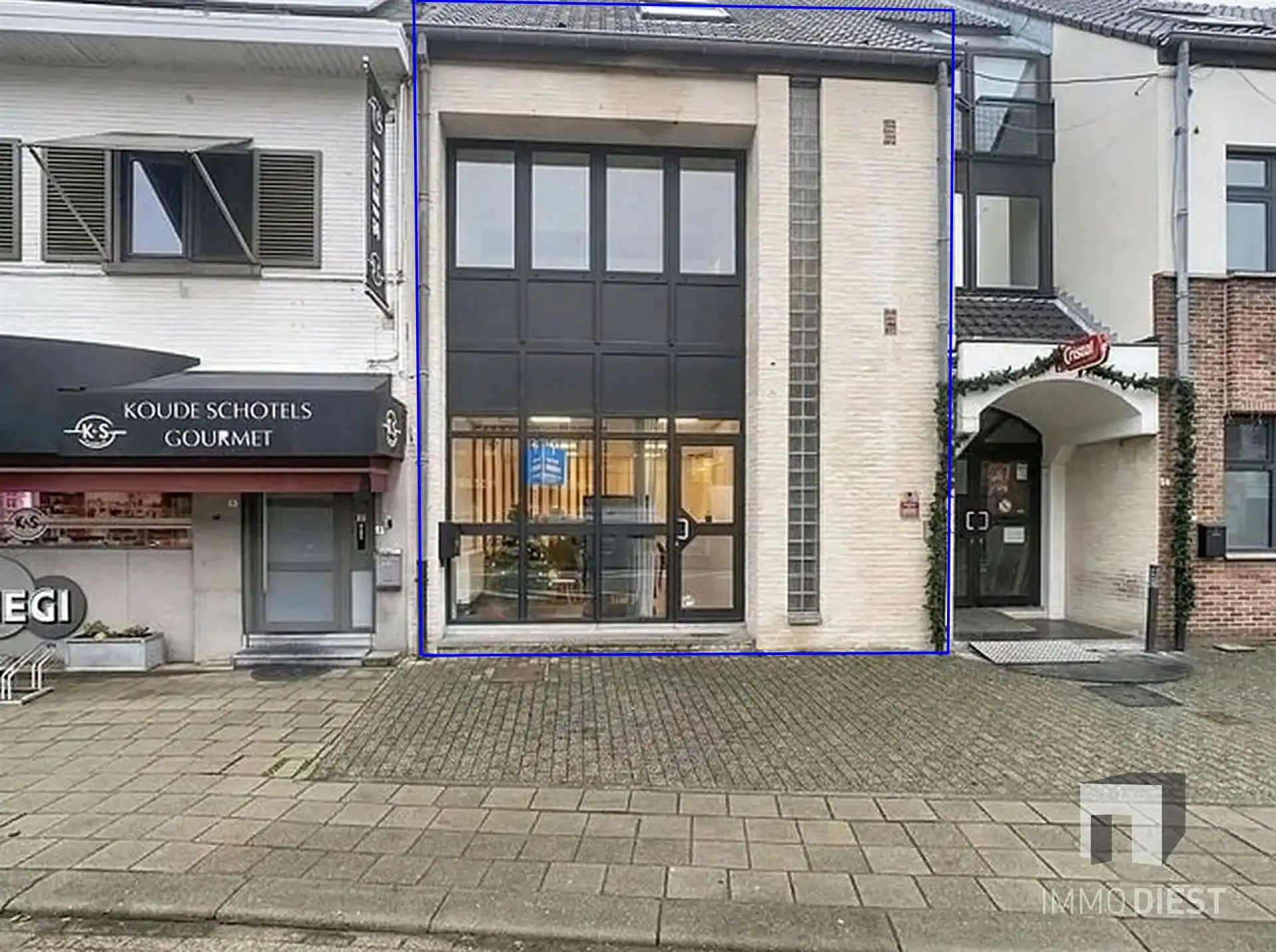 Handelspand / Kantoor Tessenderlo foto {{pictureIndex}}