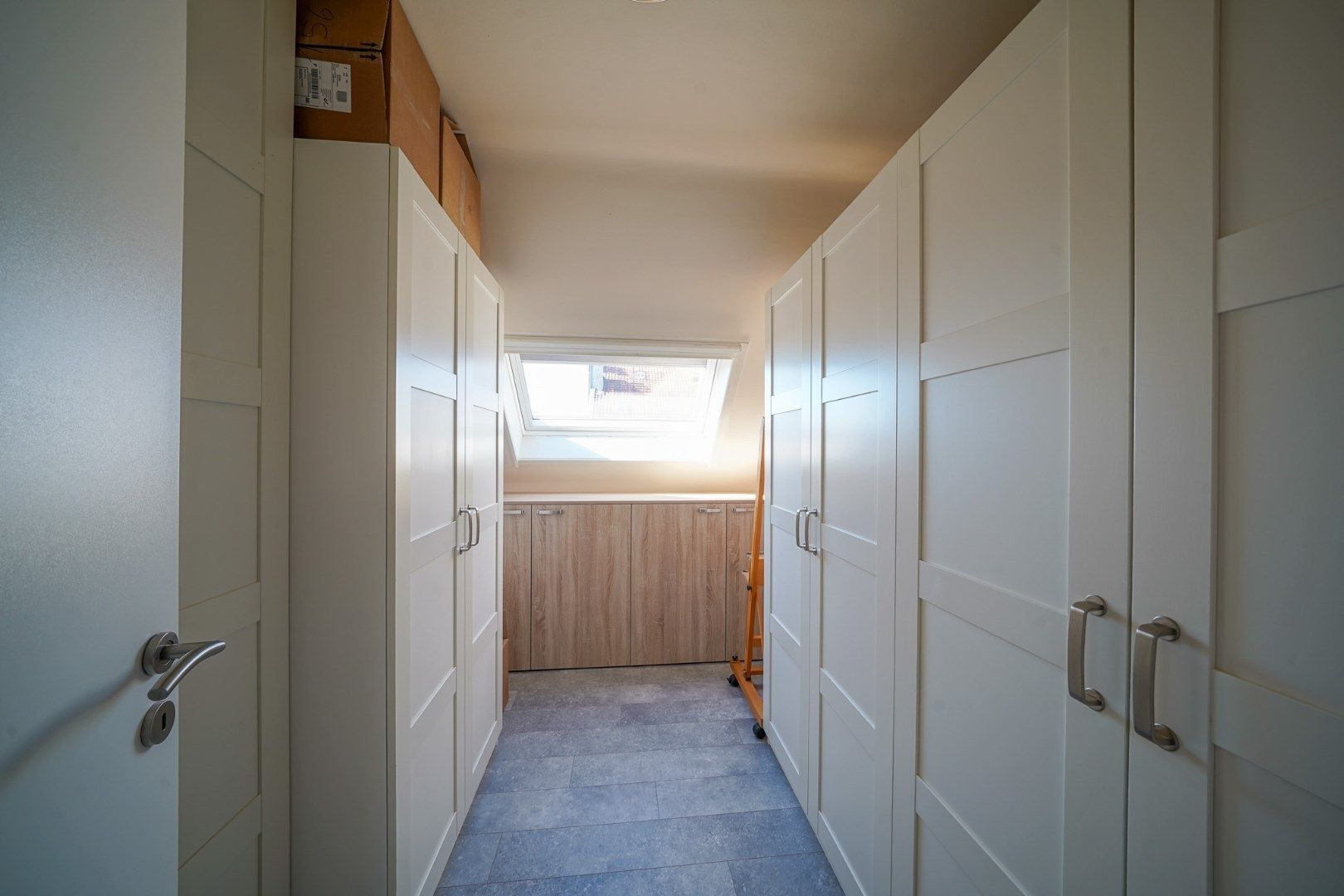 Perfect onderhouden duplex met 3 slaapkamers en zonnig terras Te huur foto 14