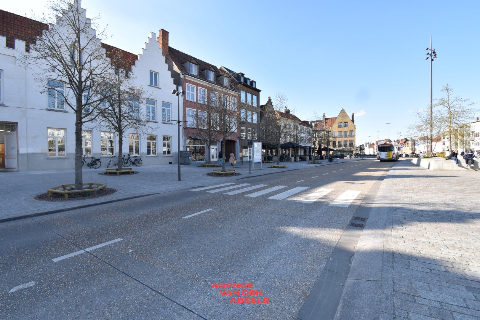 Ruime kantoorruimte ( 95 m2 ) gelegen op 't Zand te Brugge  foto 21