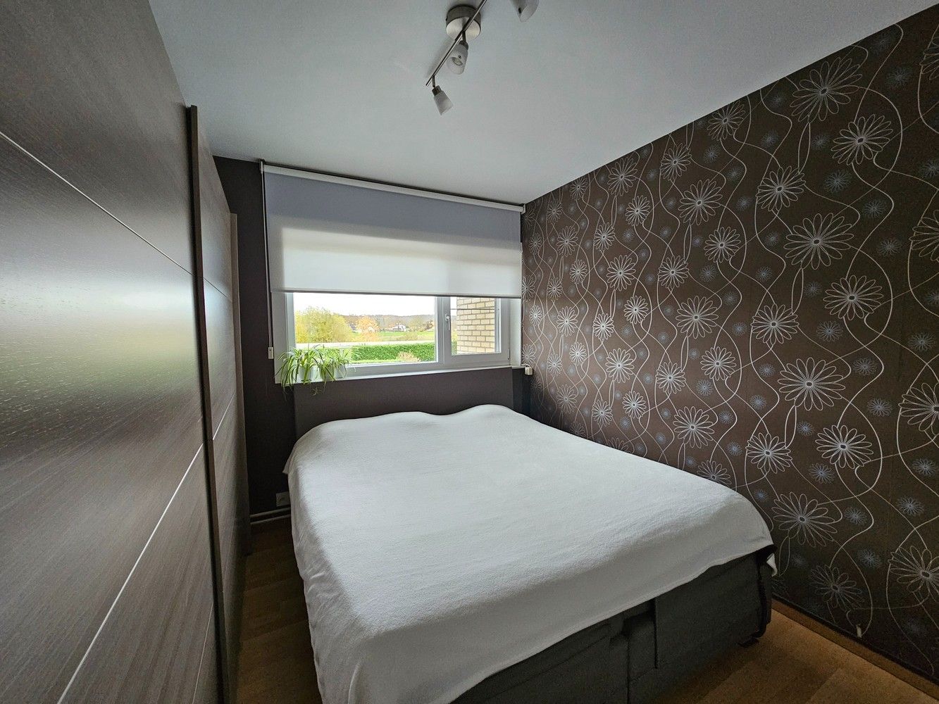 Gerenoveerd appartement met 3 slaapkamers, 2 terrassen en garage in Uikhoven aan de Maas! foto 14