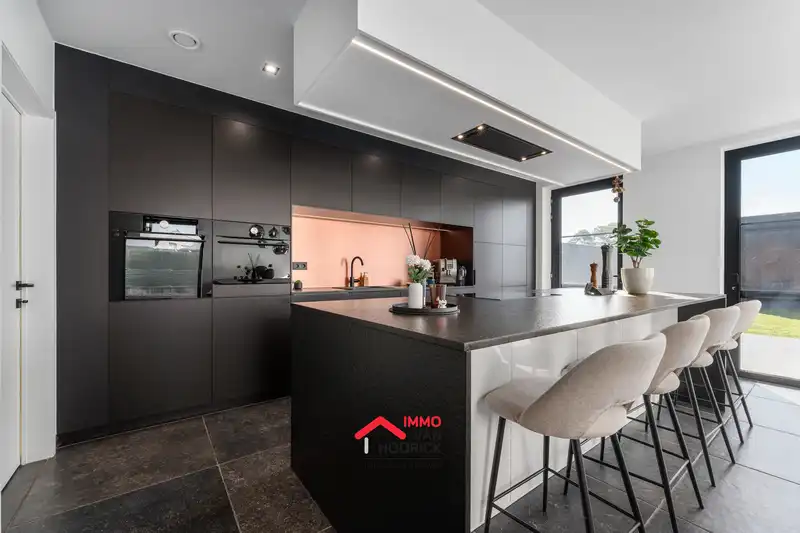 Prachtige instapklare woning met landelijk uitzicht en uitstekende ligging! foto 8