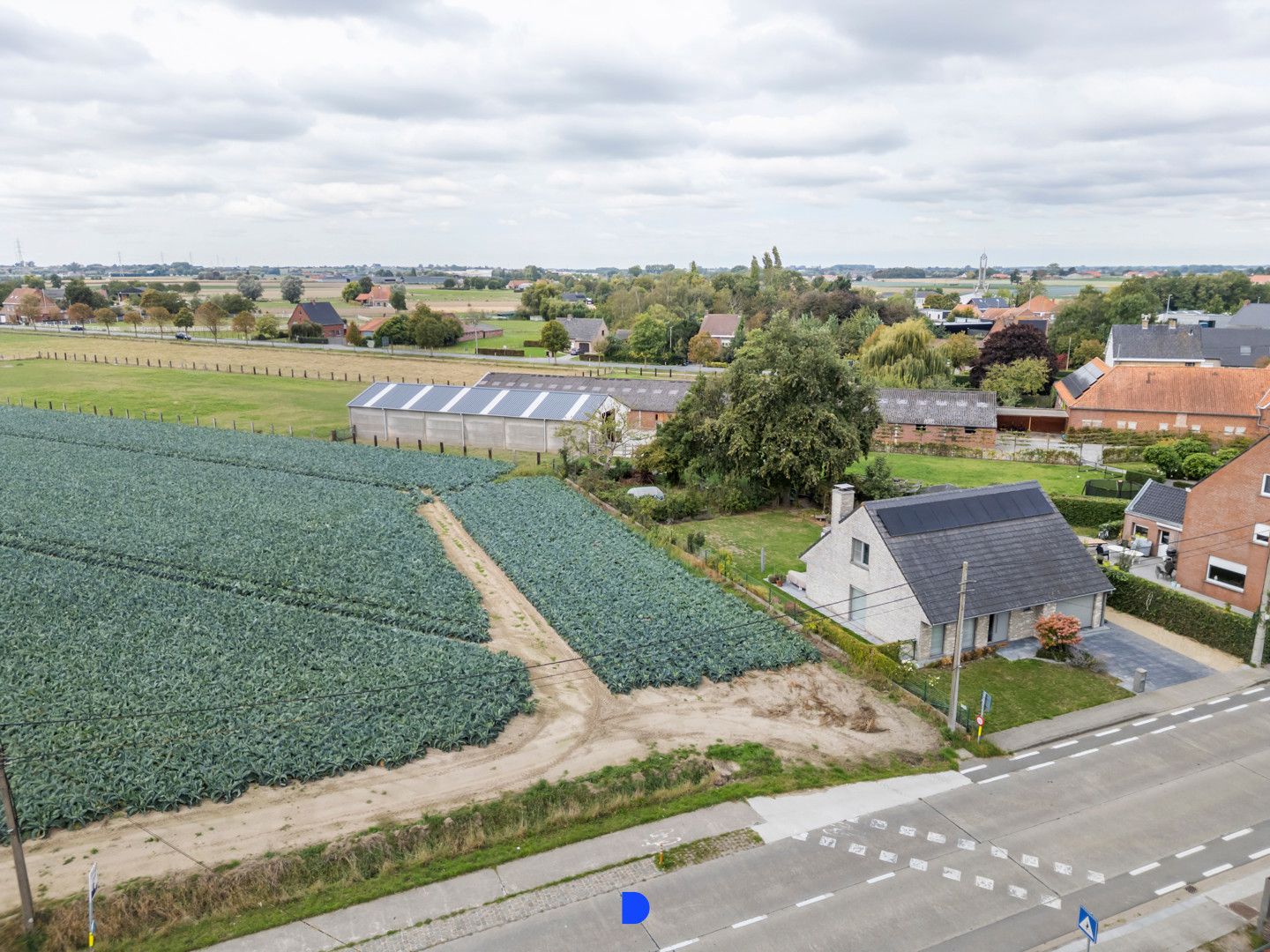 Mooi perceel bouwgrond met landelijk karakter! foto 3
