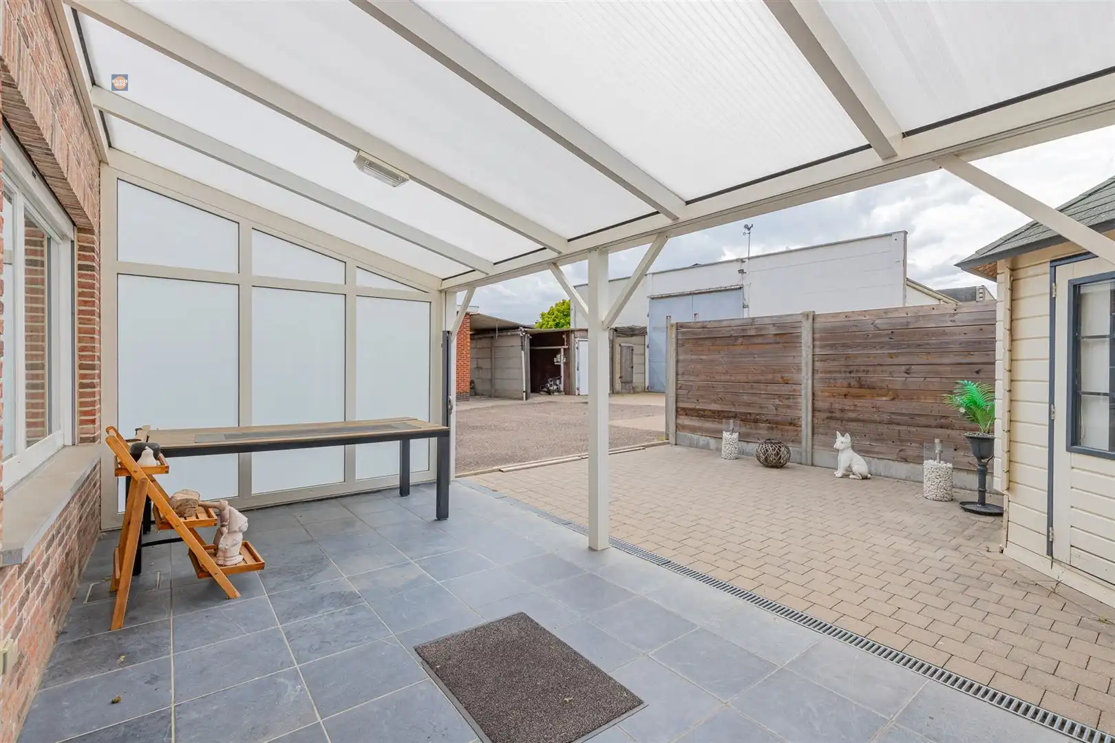 Gezinsvriendelijke woning met 3 slaapkamers en functionele indeling foto 3