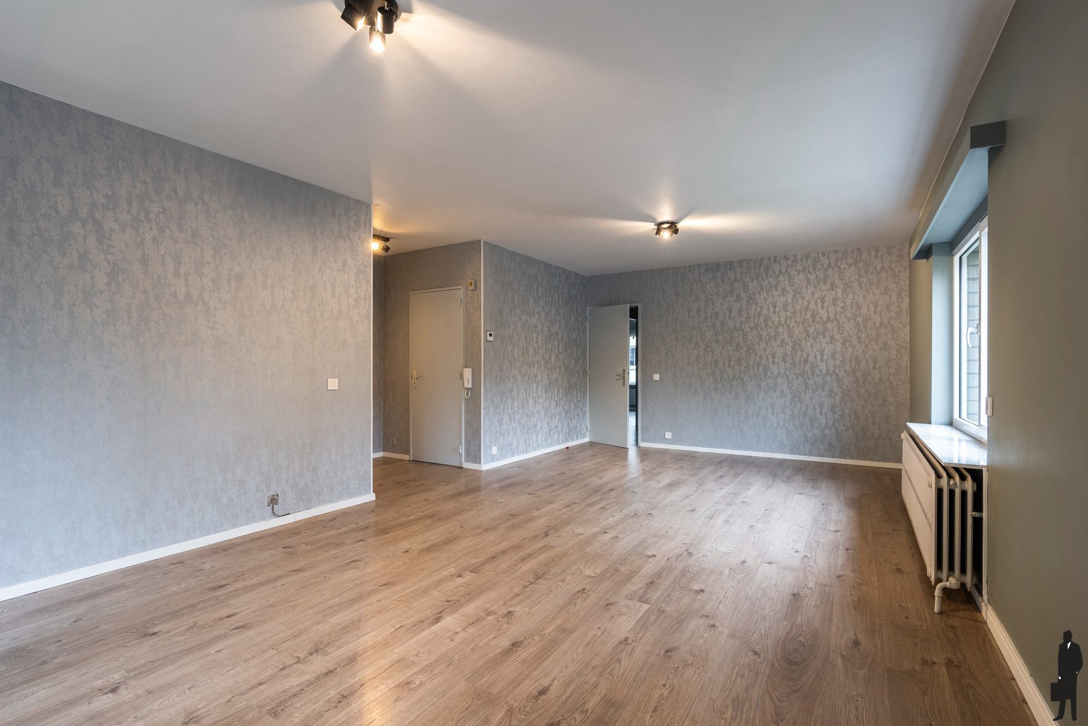 Instapklaar driekamerappartement met terras en goede ligging foto 4