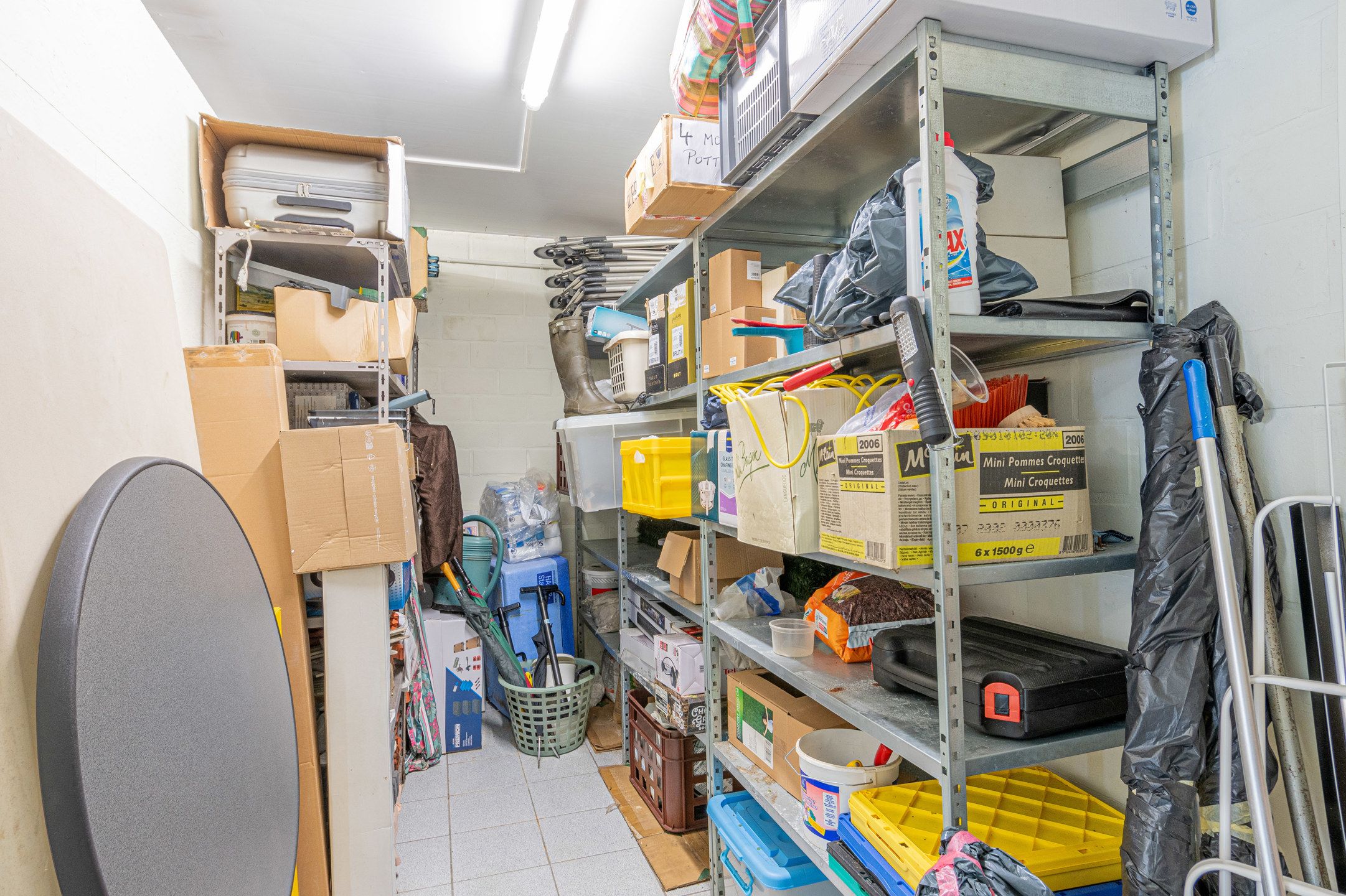 Prachtig gelijkvloers appartement met tuin & dubbele carport foto 24