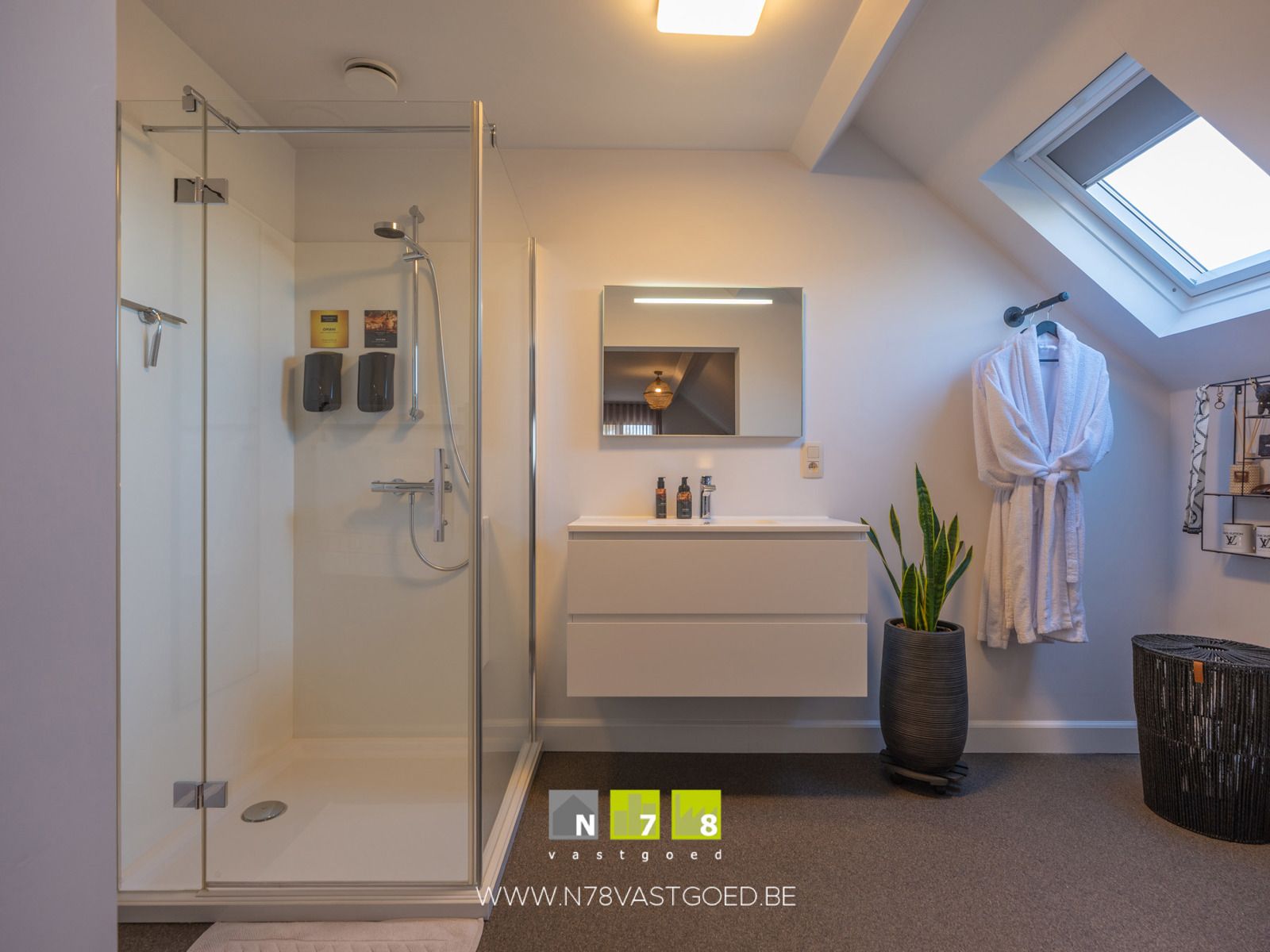 Gebouw te koop foto 19