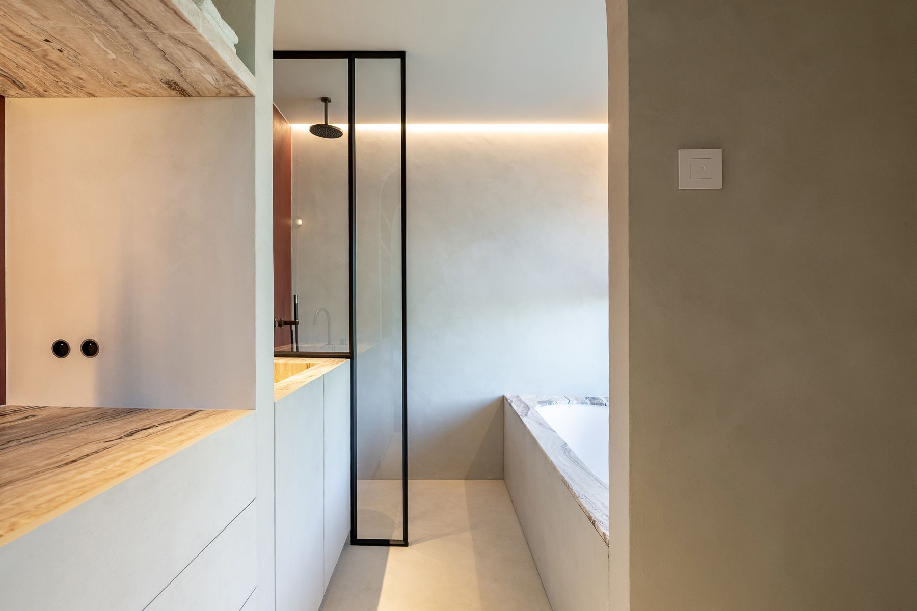 Exclusief: Stijlvolle renovatie op een toplocatie in Duinbergen foto 24