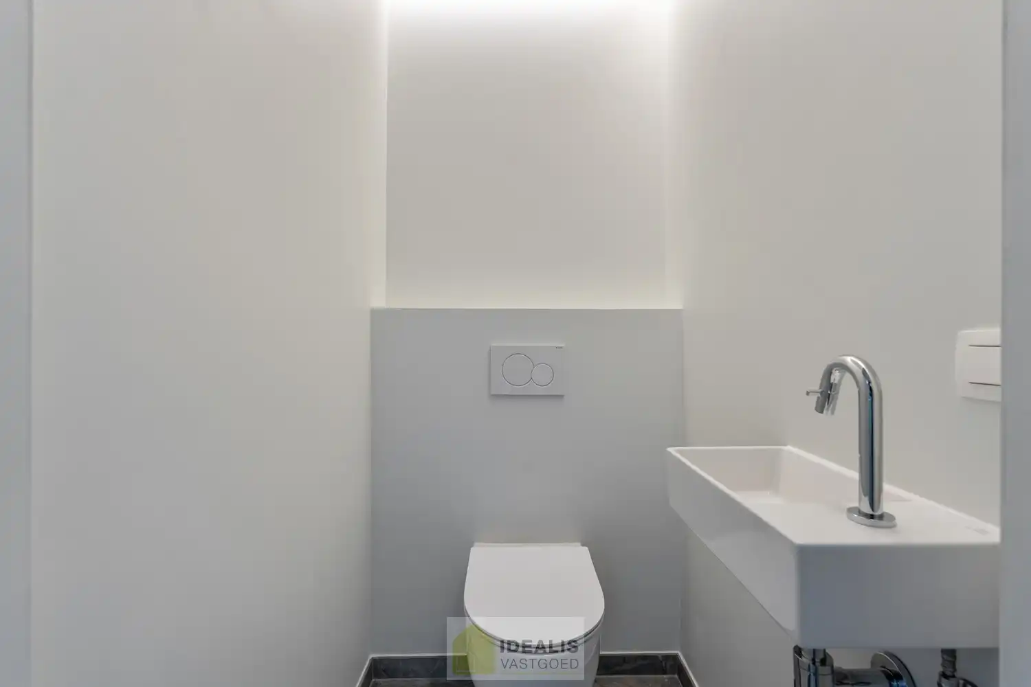 Schitterend volledig vernieuwde woning met 3 ruime slaapkamers foto 31