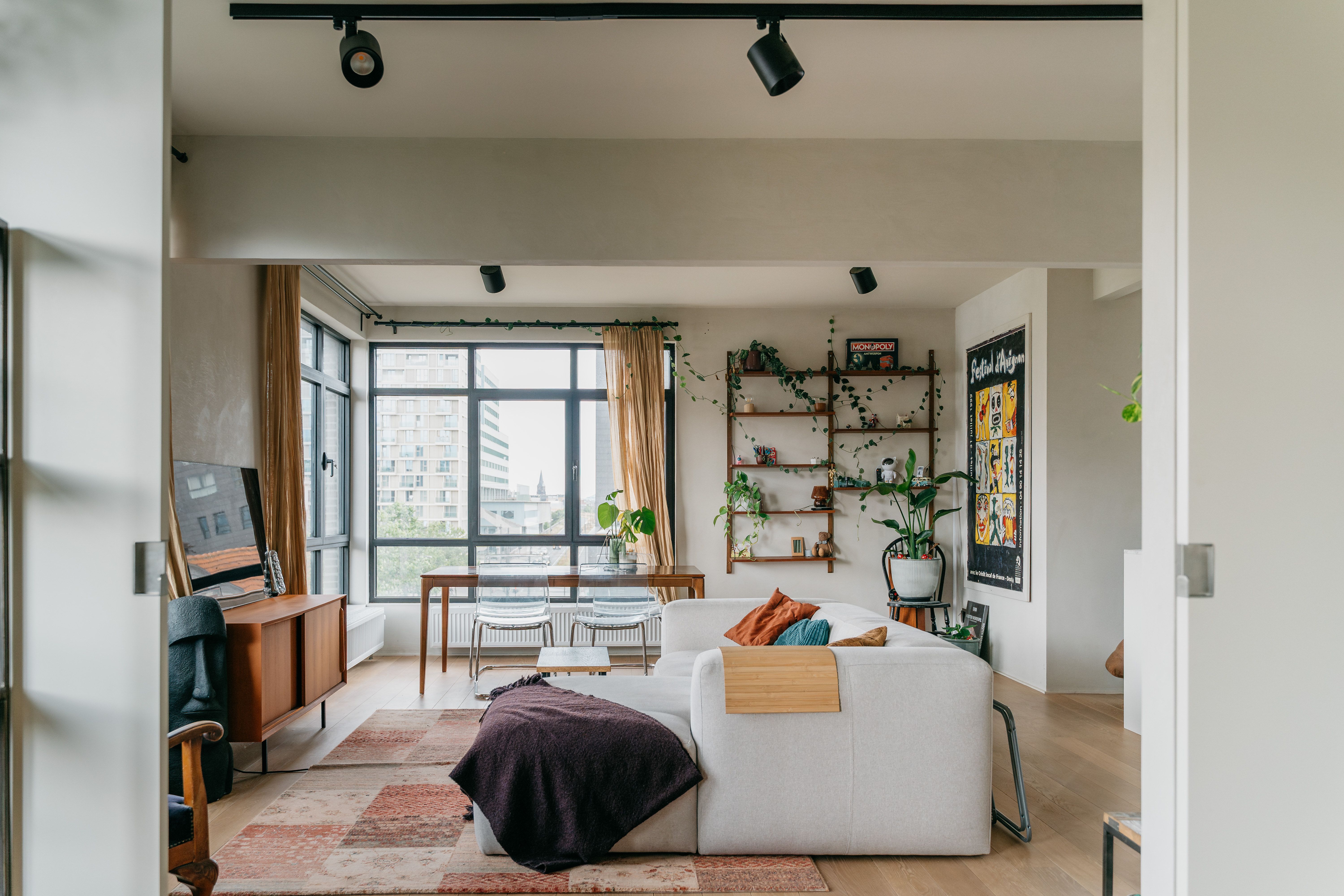 Napels(straat) zien en sterven: design appartement op het Eilandje foto 1