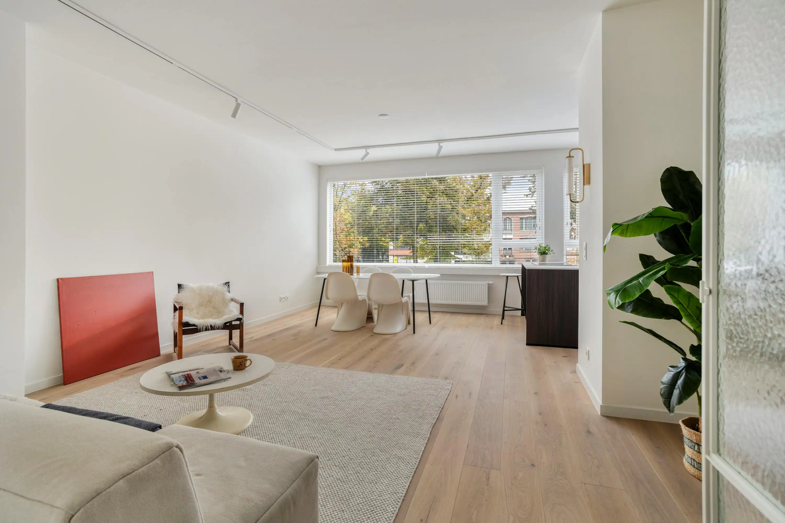 Luxueus 3-slaapkamerappartement met terras te koop in Wilrijk foto 8