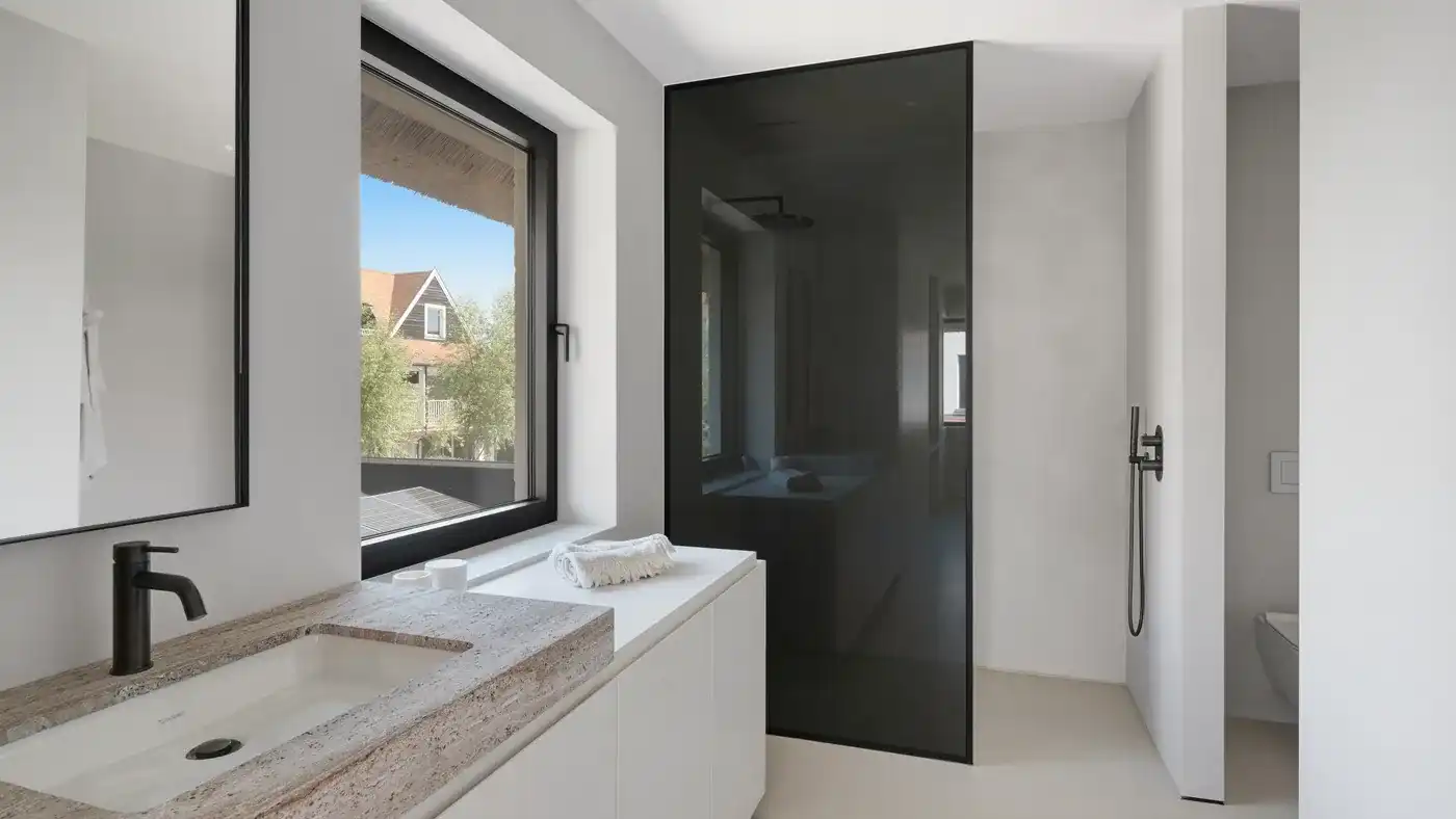 Luxueus afgewerkte nieuwbouwvilla te Duinenwater genietende van de perfecte zon oriëntatie foto 22