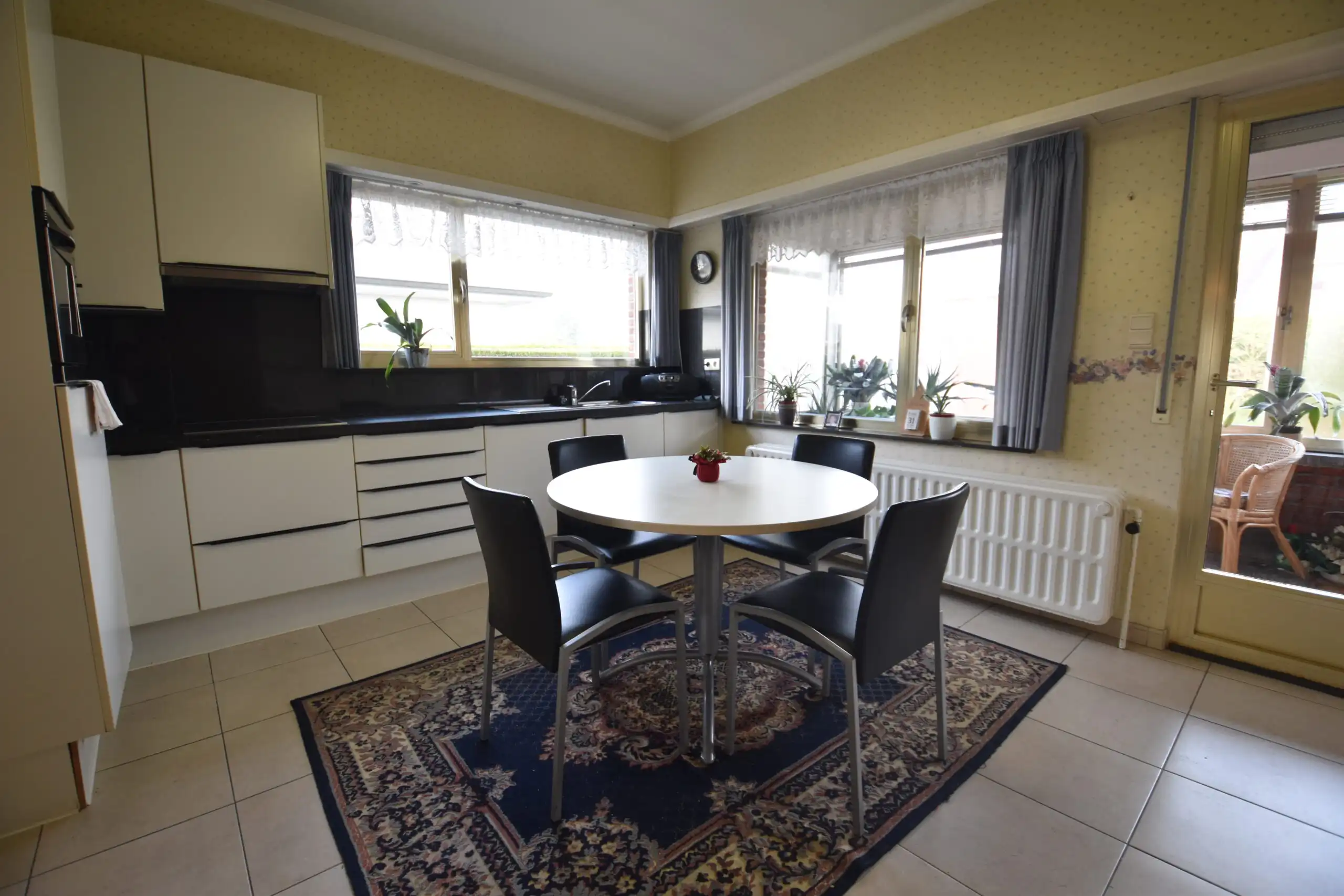 Sfeervolle bungalow met tuin en volop potentieel voor jouw persoonlijke touch! foto 23