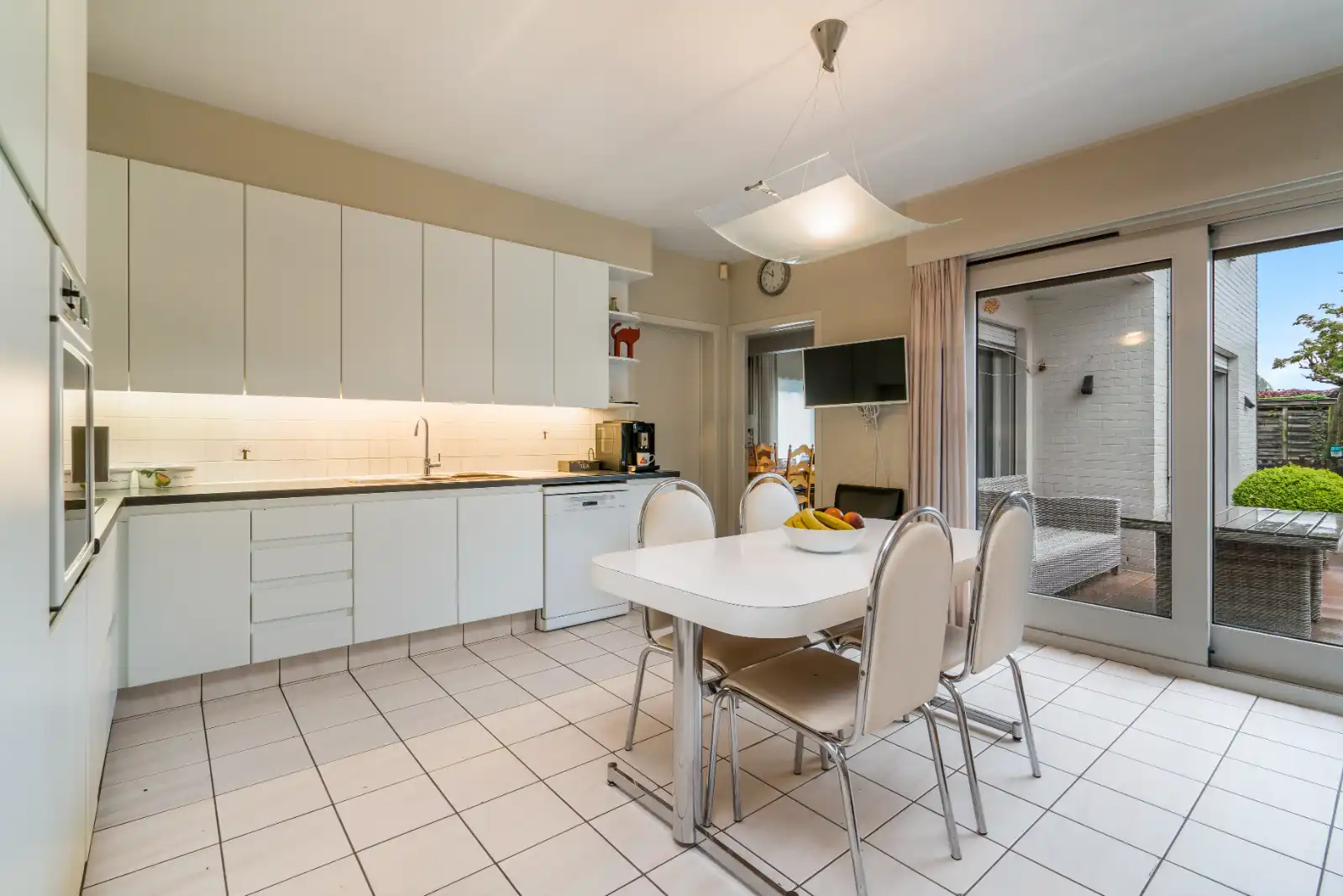 Zeer ruime woning met 4 slaapkamers, opslagruimte, hobbyruimte, ... foto 10