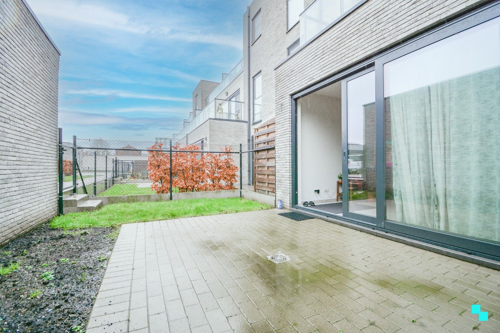Recent, gelijkvloers appartement met garagebox te Westrozebeke foto 19